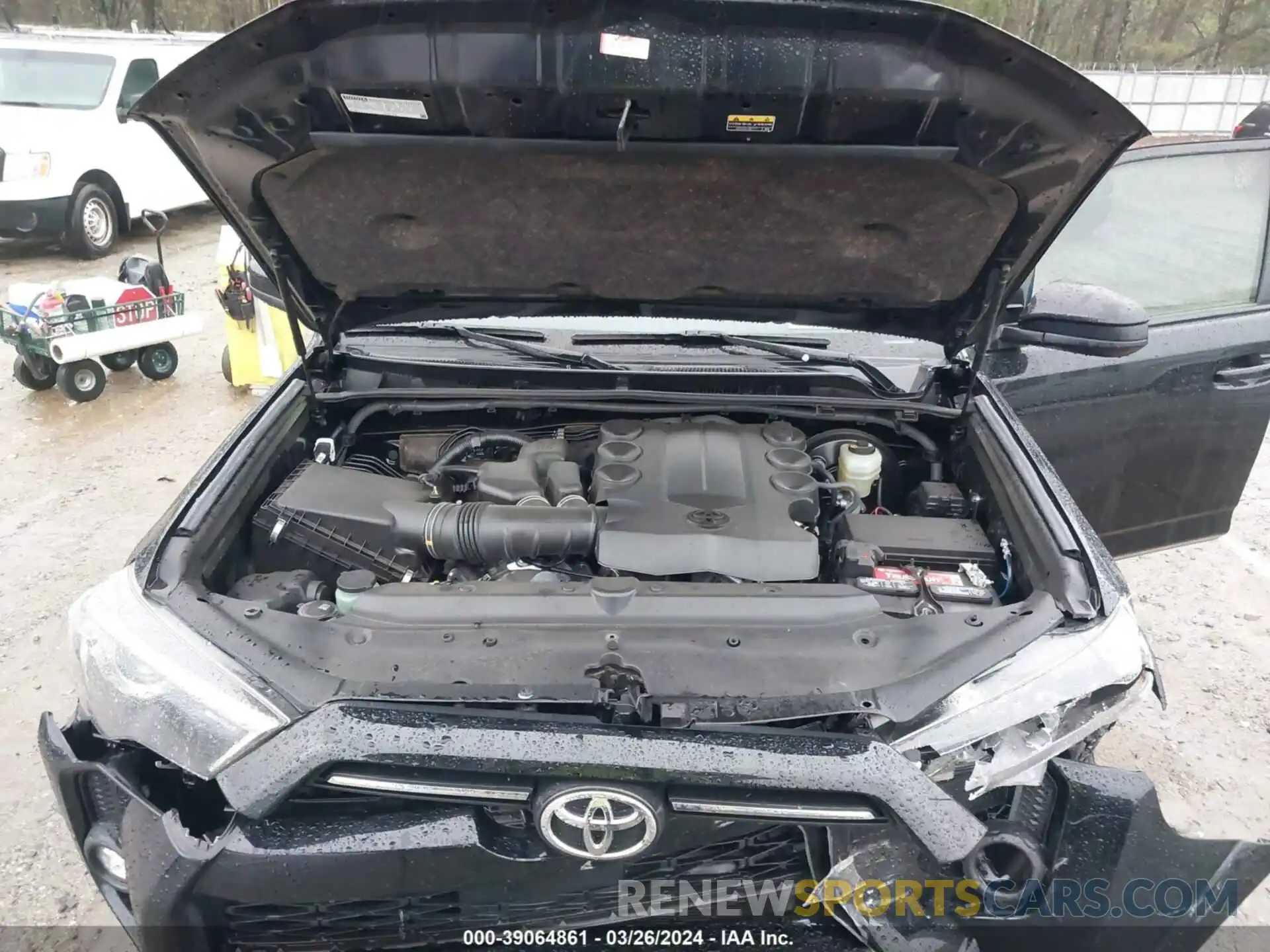 10 Photograph of a damaged car JTEEU5JR8M5232354 TOYOTA 4RUNNER 2021