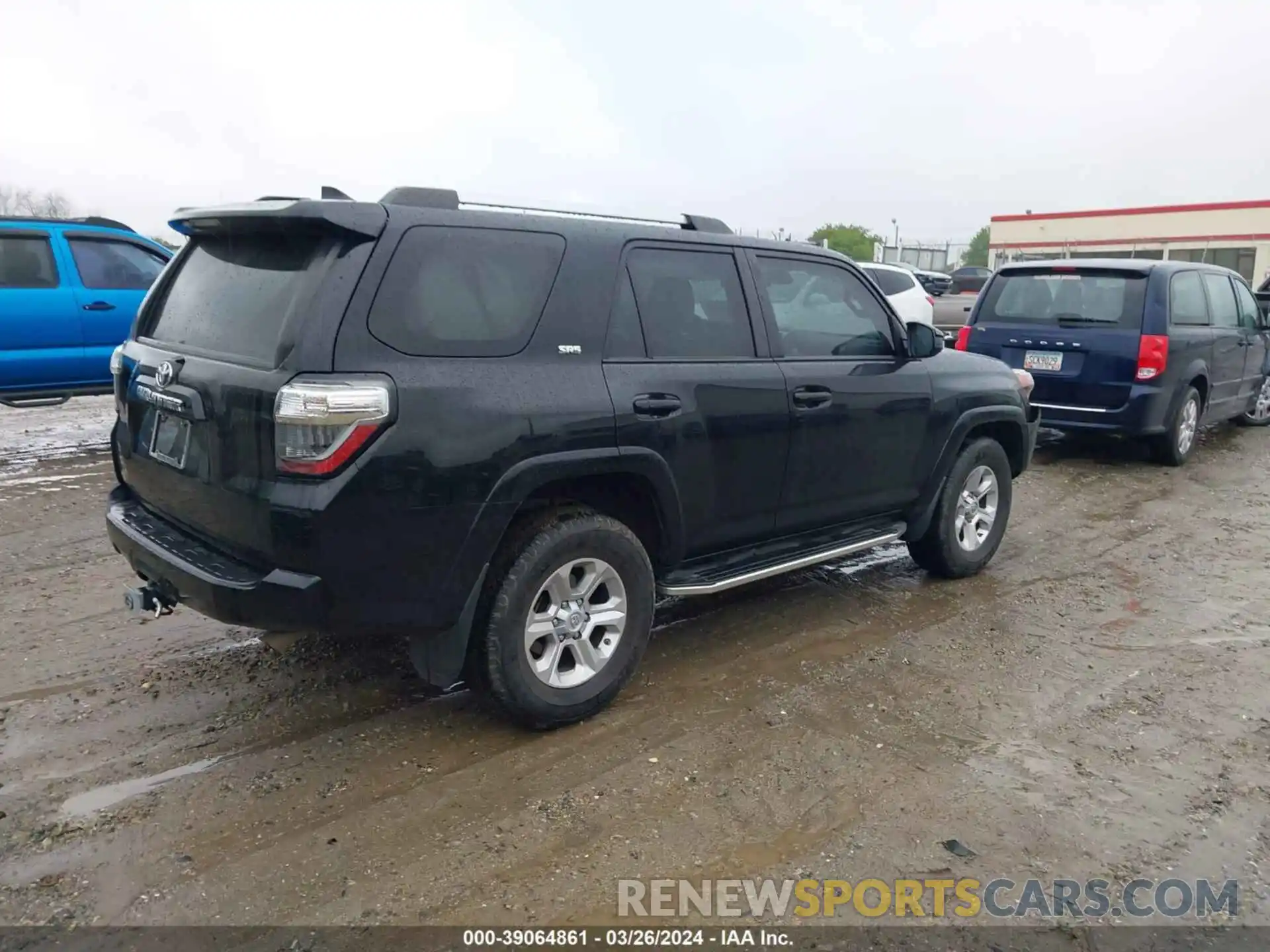 4 Фотография поврежденного автомобиля JTEEU5JR8M5232354 TOYOTA 4RUNNER 2021