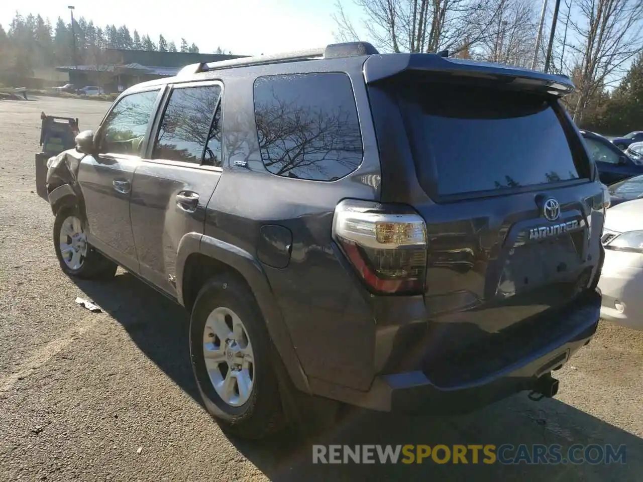 3 Photograph of a damaged car JTEEU5JR8M5233391 TOYOTA 4RUNNER 2021