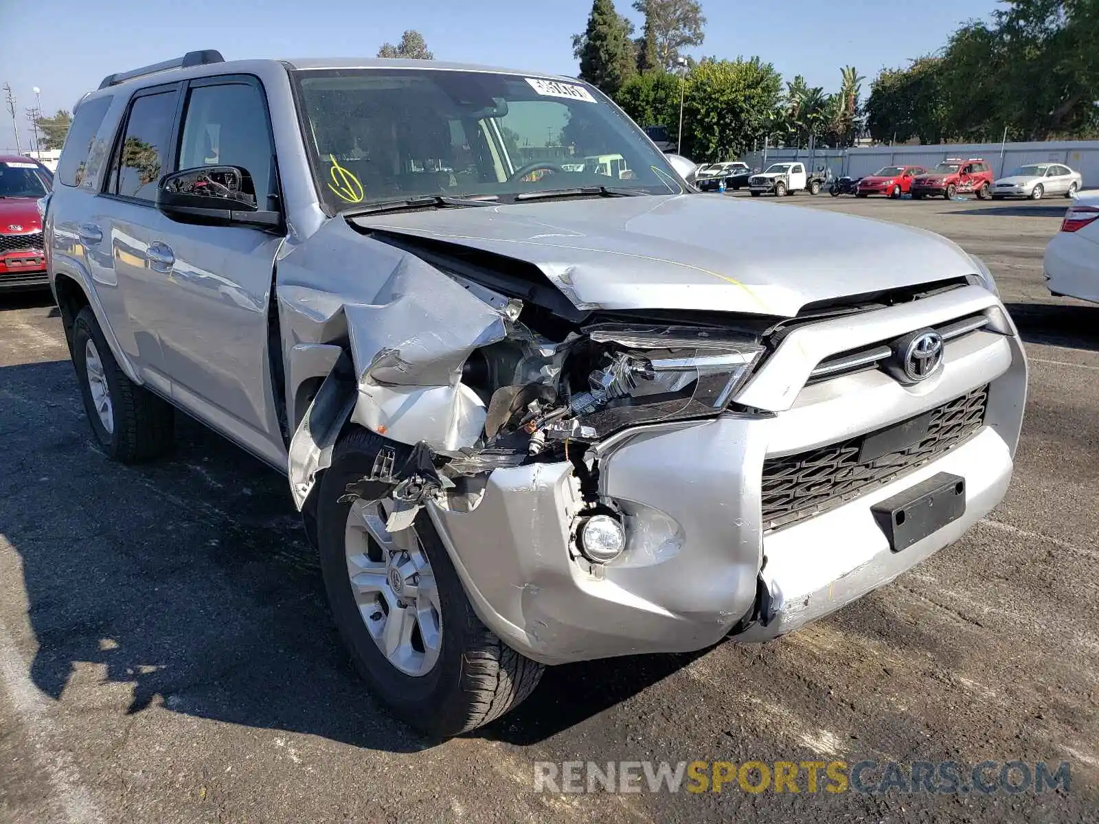 1 Photograph of a damaged car JTEEU5JR8M5238686 TOYOTA 4RUNNER 2021