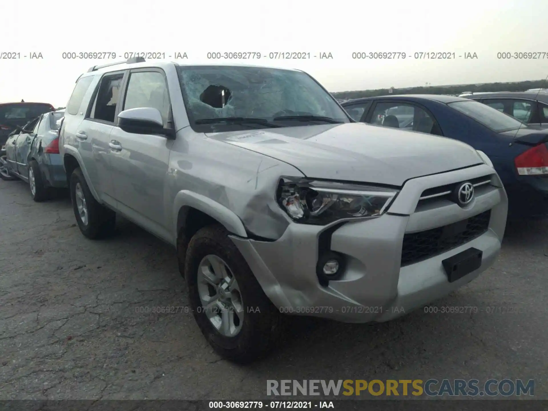 1 Photograph of a damaged car JTEEU5JR9M5238776 TOYOTA 4RUNNER 2021