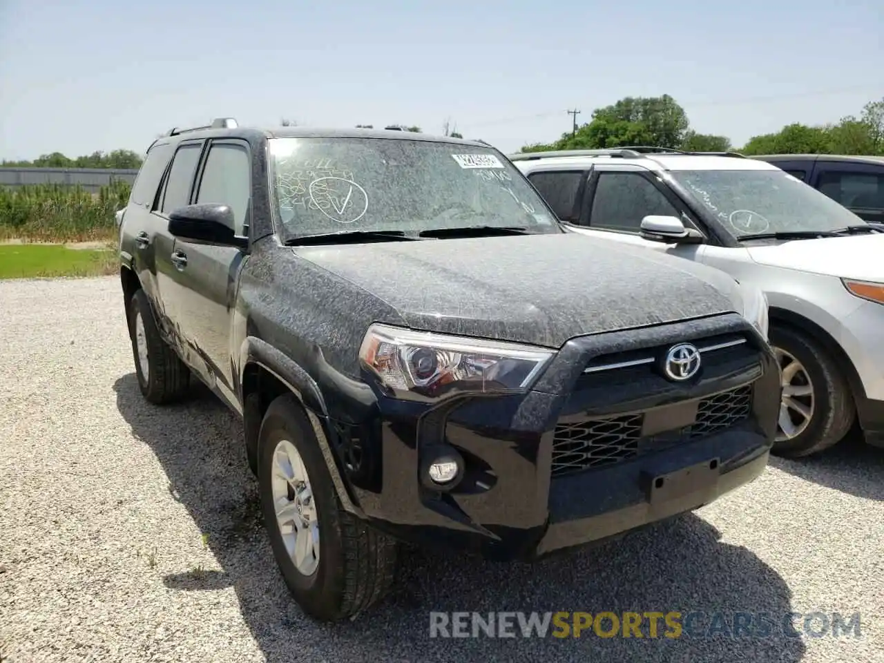 1 Фотография поврежденного автомобиля JTEEU5JR9M5242570 TOYOTA 4RUNNER 2021