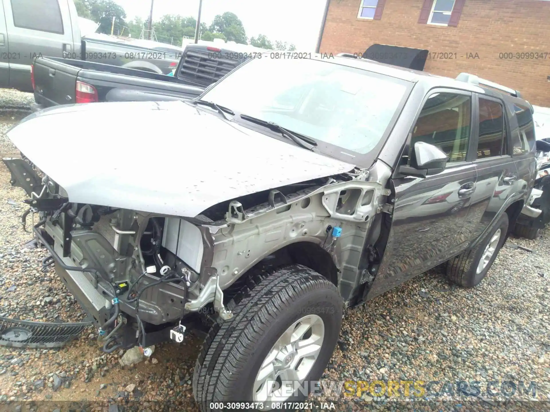 2 Photograph of a damaged car JTEEU5JRXM5234476 TOYOTA 4RUNNER 2021