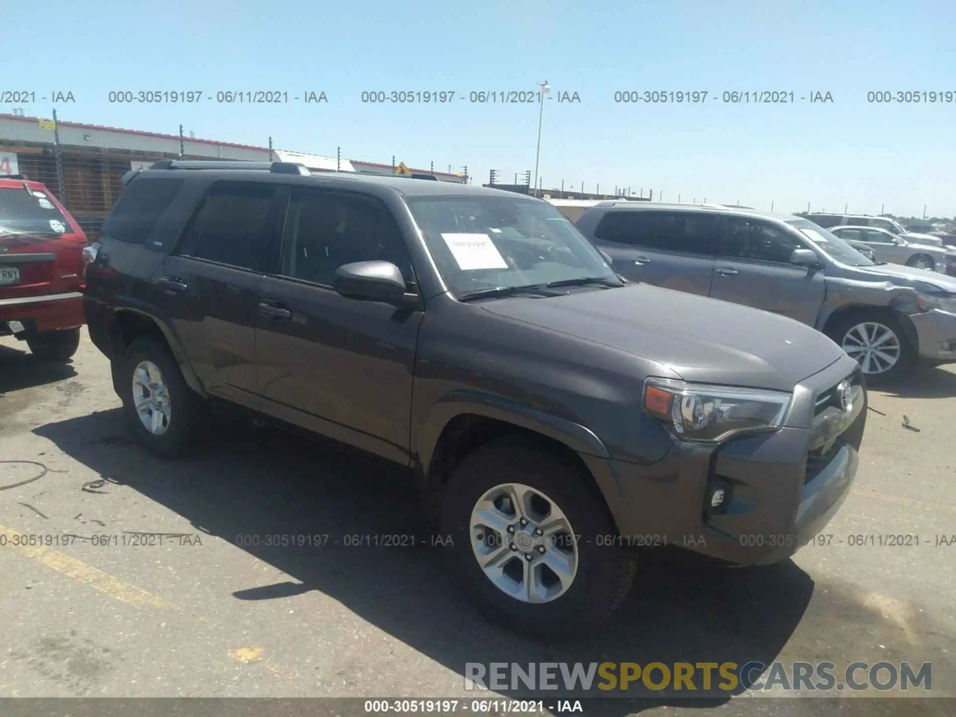 1 Фотография поврежденного автомобиля JTEEU5JRXM5234994 TOYOTA 4RUNNER 2021