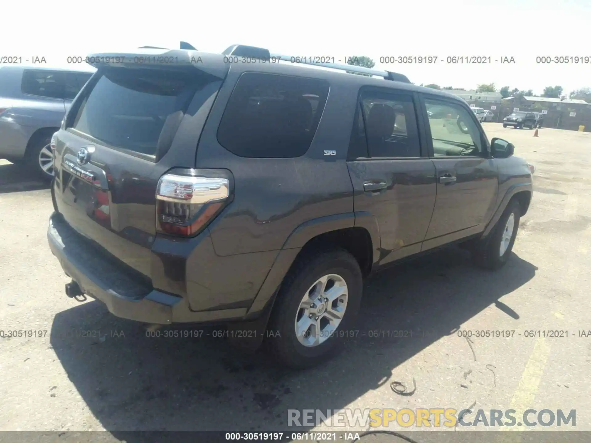 4 Фотография поврежденного автомобиля JTEEU5JRXM5234994 TOYOTA 4RUNNER 2021