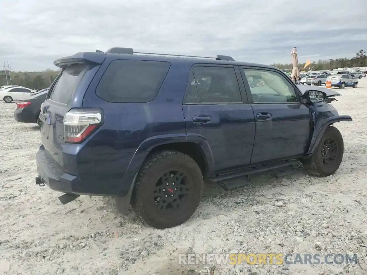 3 Photograph of a damaged car JTEFU5JR0M5229291 TOYOTA 4RUNNER 2021