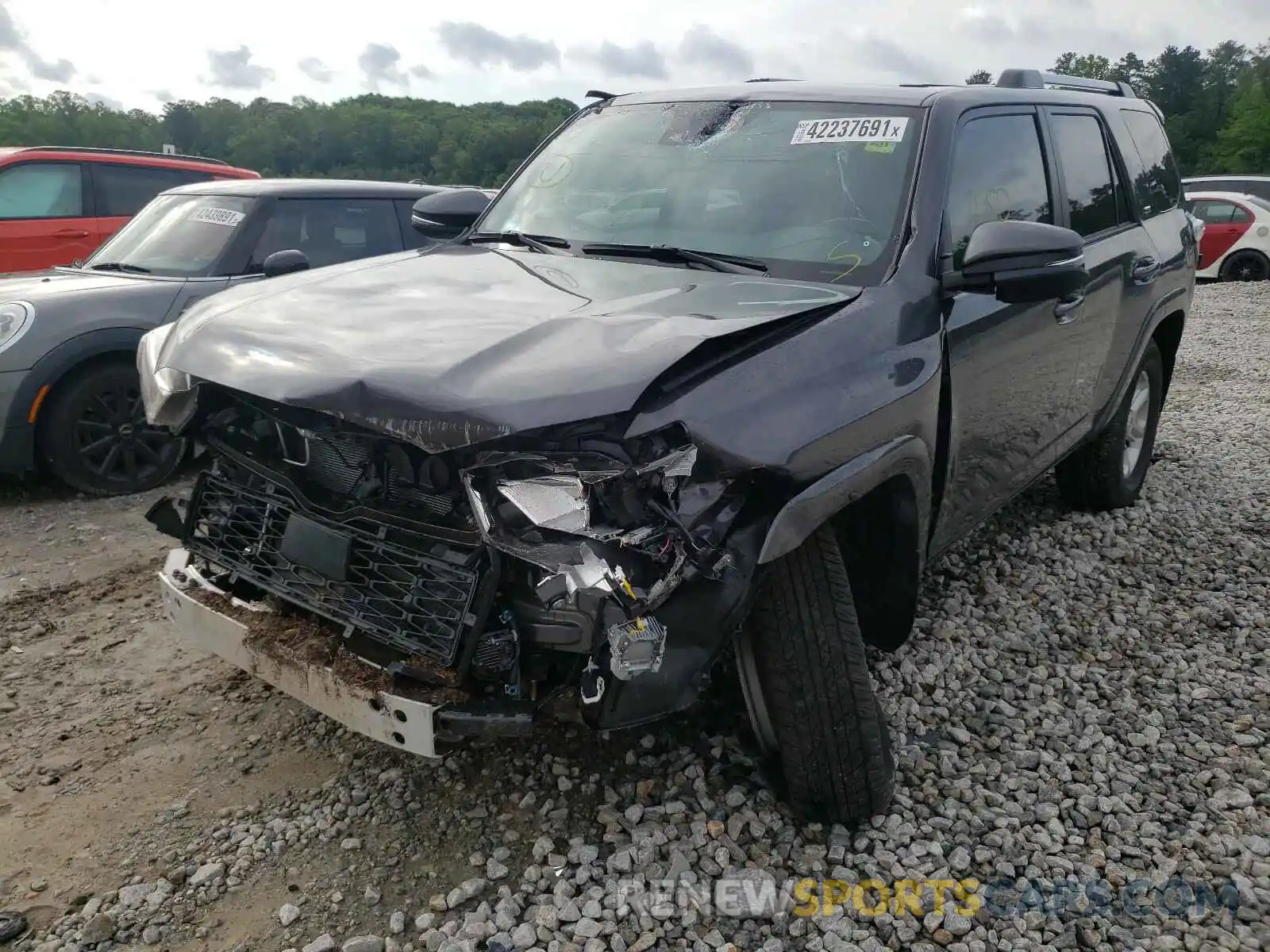 2 Photograph of a damaged car JTEFU5JR0M5239691 TOYOTA 4RUNNER 2021