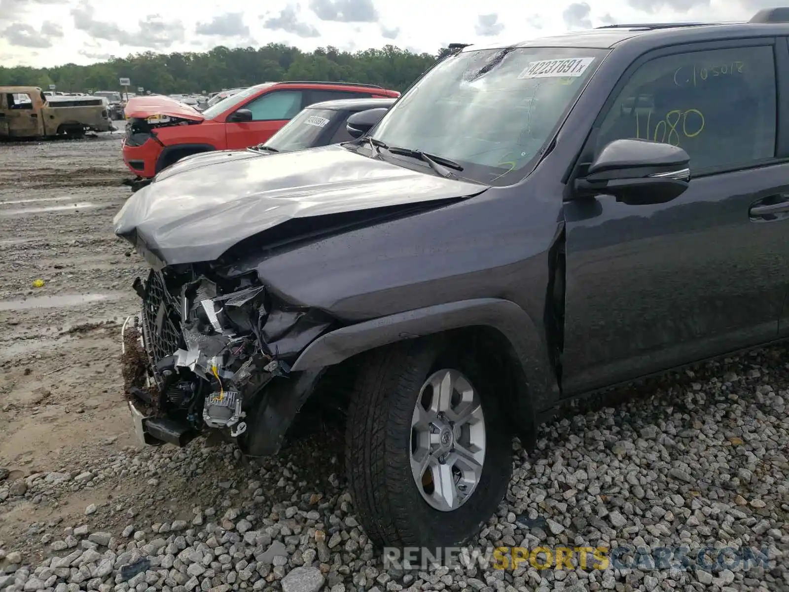 9 Photograph of a damaged car JTEFU5JR0M5239691 TOYOTA 4RUNNER 2021