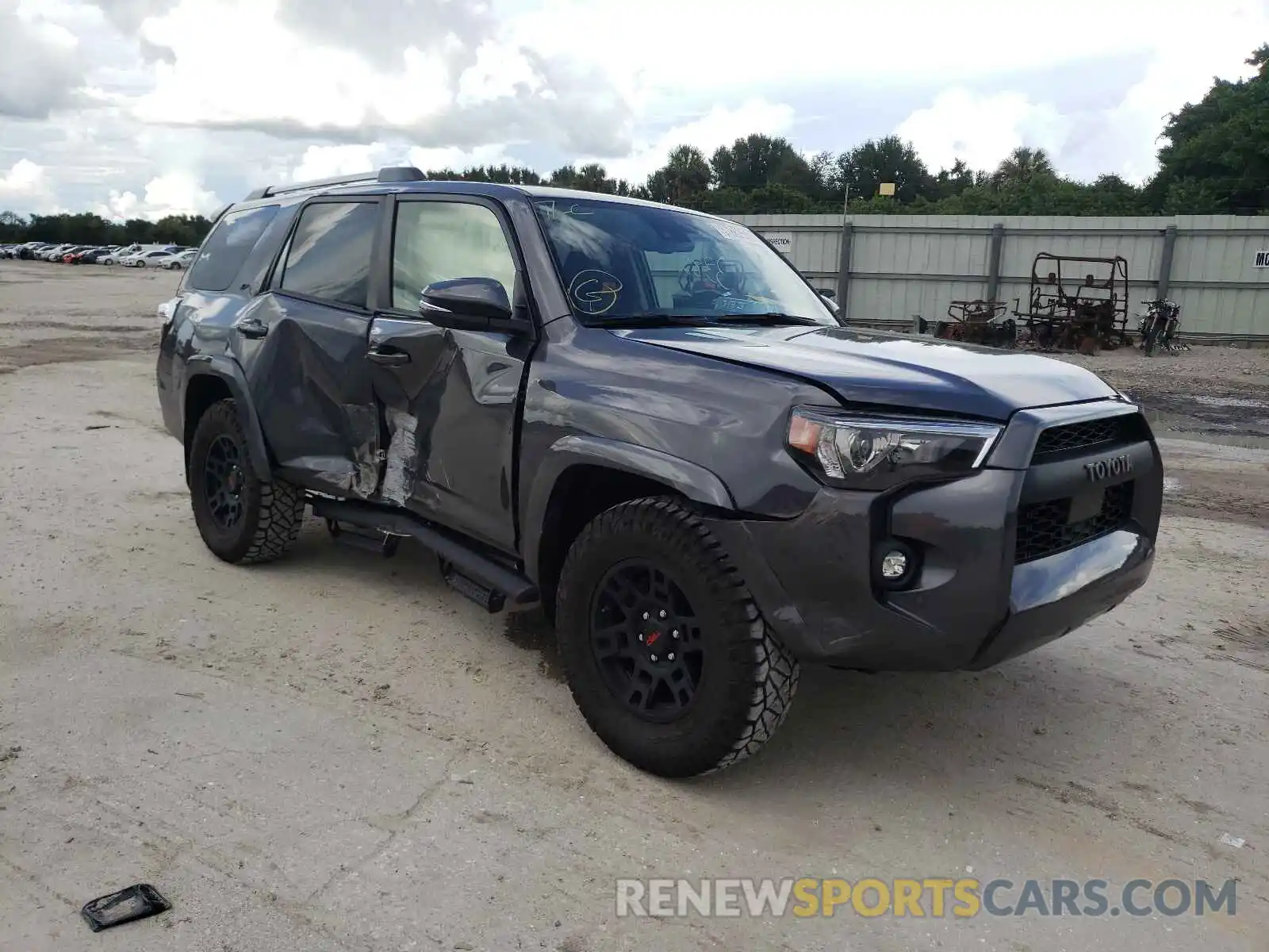 1 Photograph of a damaged car JTEFU5JR1M5242860 TOYOTA 4RUNNER 2021