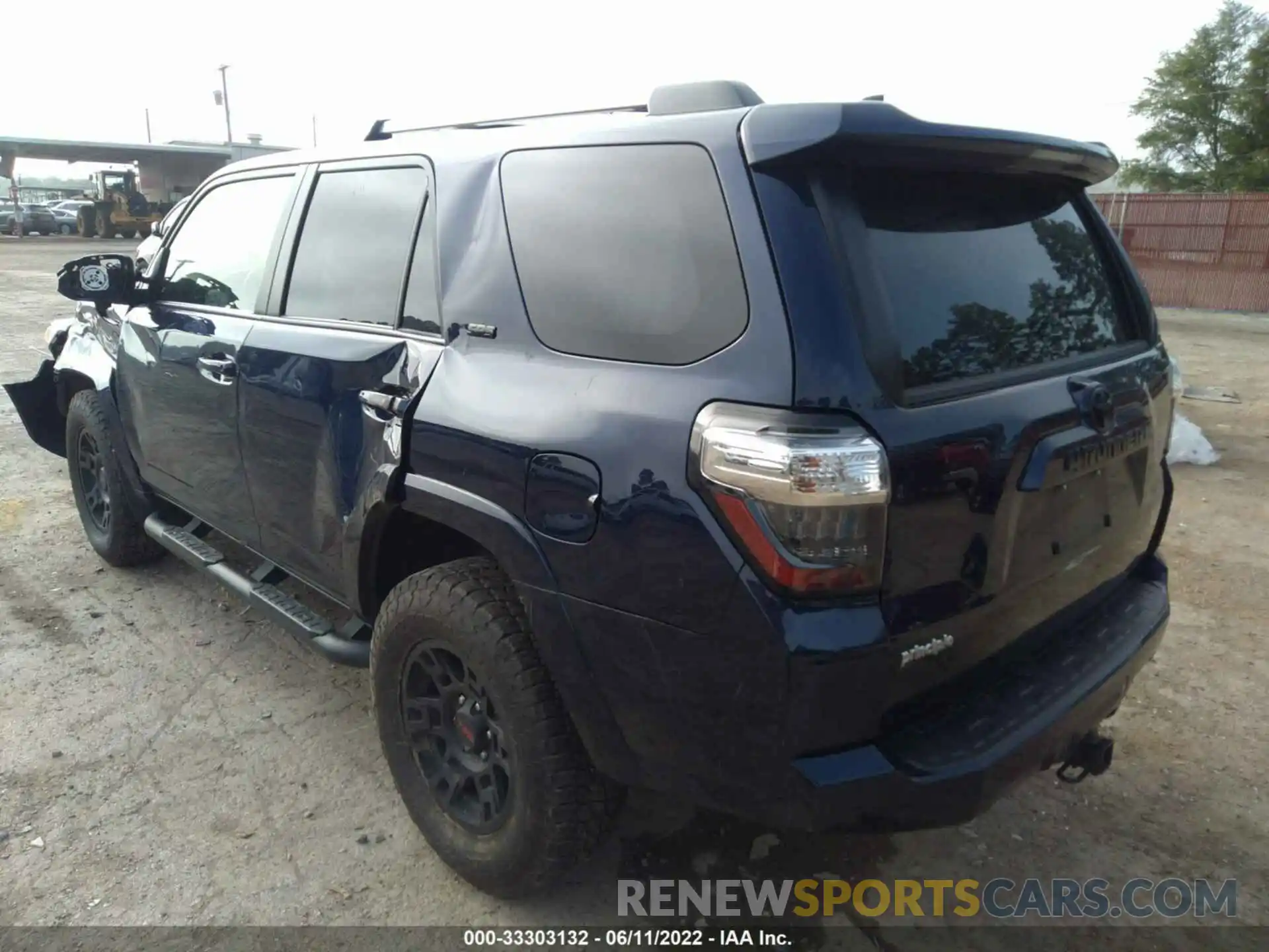 3 Фотография поврежденного автомобиля JTEFU5JR1M5250330 TOYOTA 4RUNNER 2021