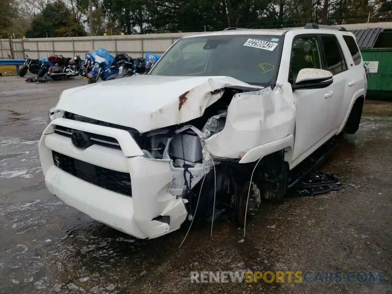 2 Photograph of a damaged car JTEFU5JR2M5229146 TOYOTA 4RUNNER 2021