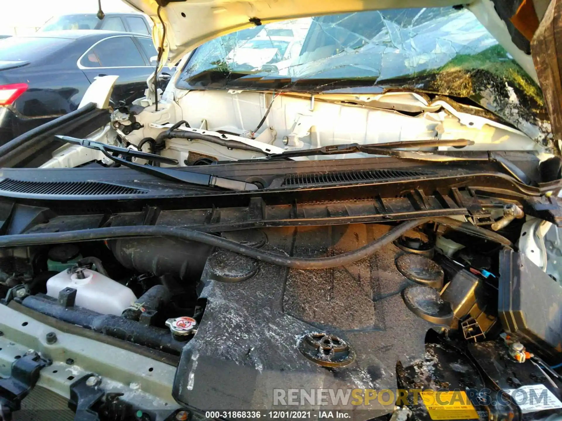 10 Photograph of a damaged car JTEFU5JR2M5230037 TOYOTA 4RUNNER 2021