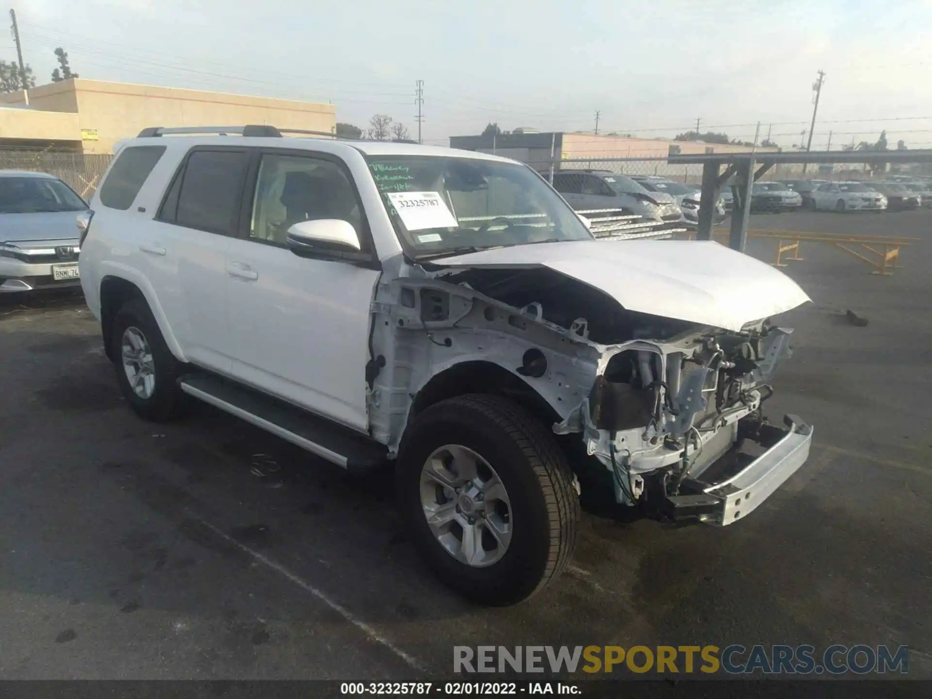 1 Photograph of a damaged car JTEFU5JR2M5250997 TOYOTA 4RUNNER 2021