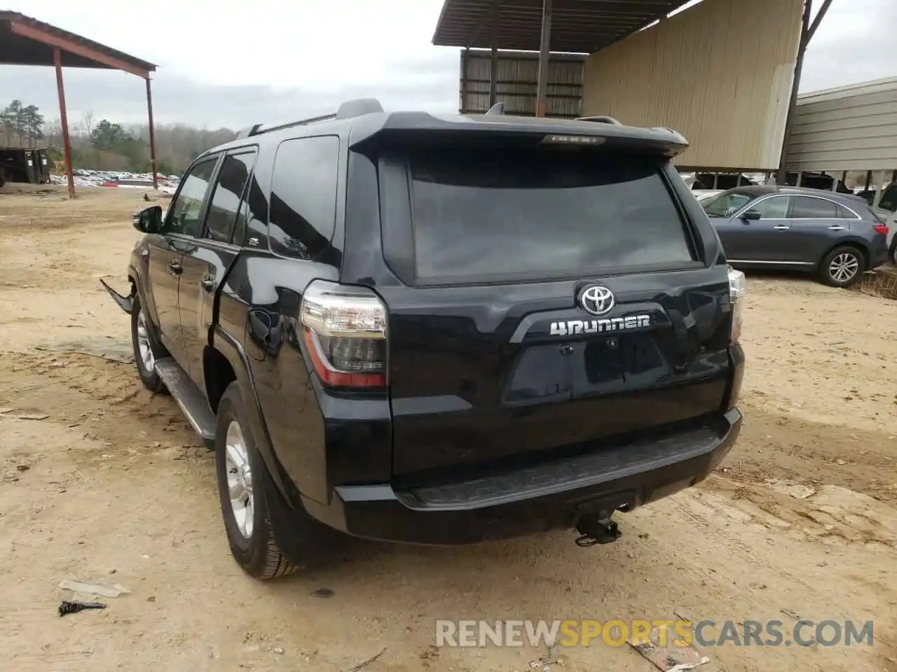 3 Photograph of a damaged car JTEFU5JR4M5228323 TOYOTA 4RUNNER 2021