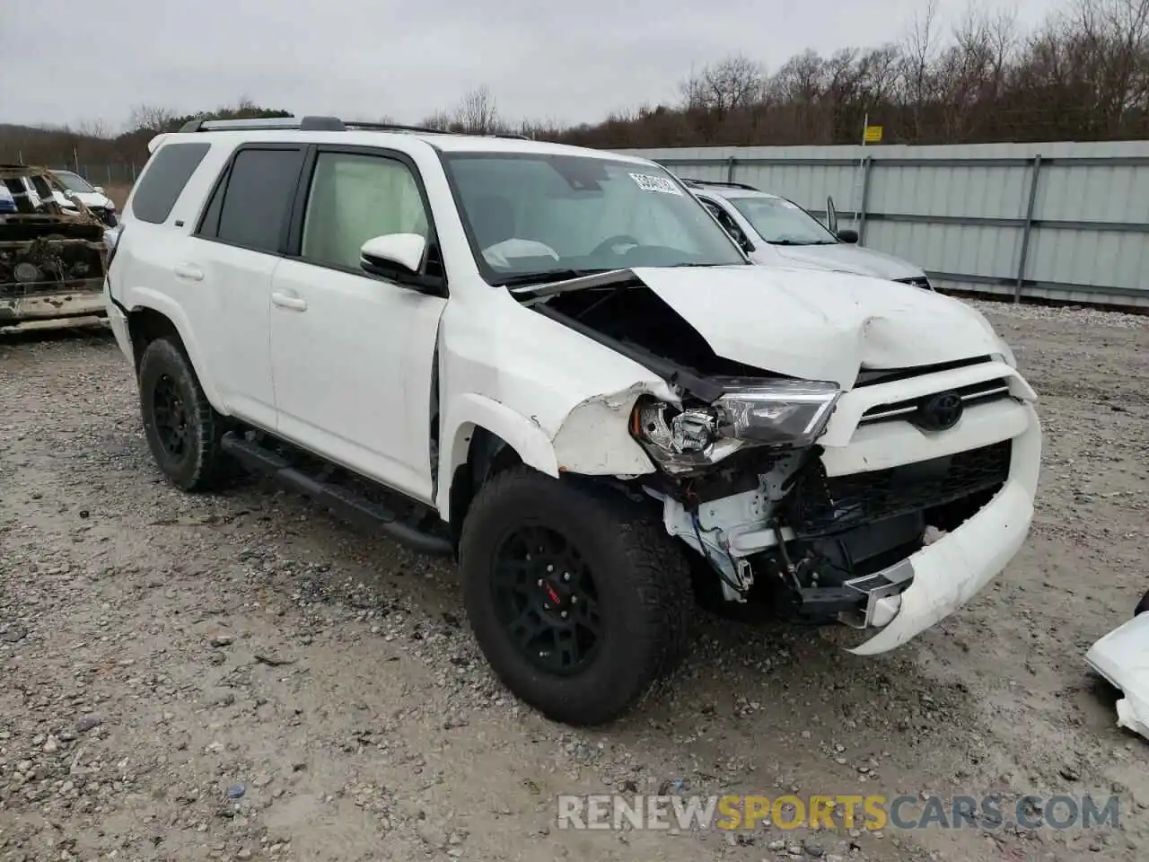 1 Photograph of a damaged car JTEFU5JR5M5243252 TOYOTA 4RUNNER 2021