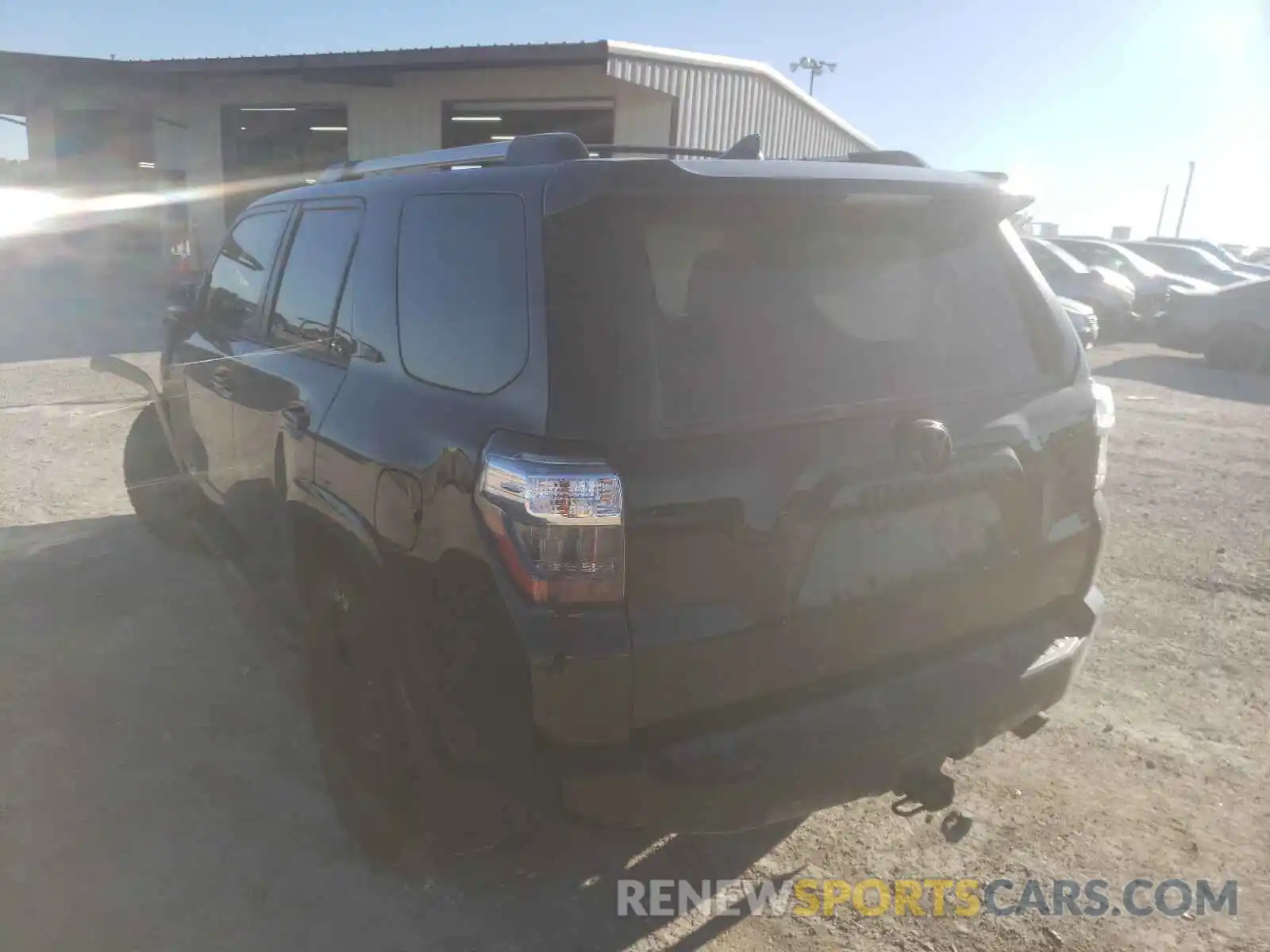 3 Photograph of a damaged car JTEFU5JR5M5243980 TOYOTA 4RUNNER 2021