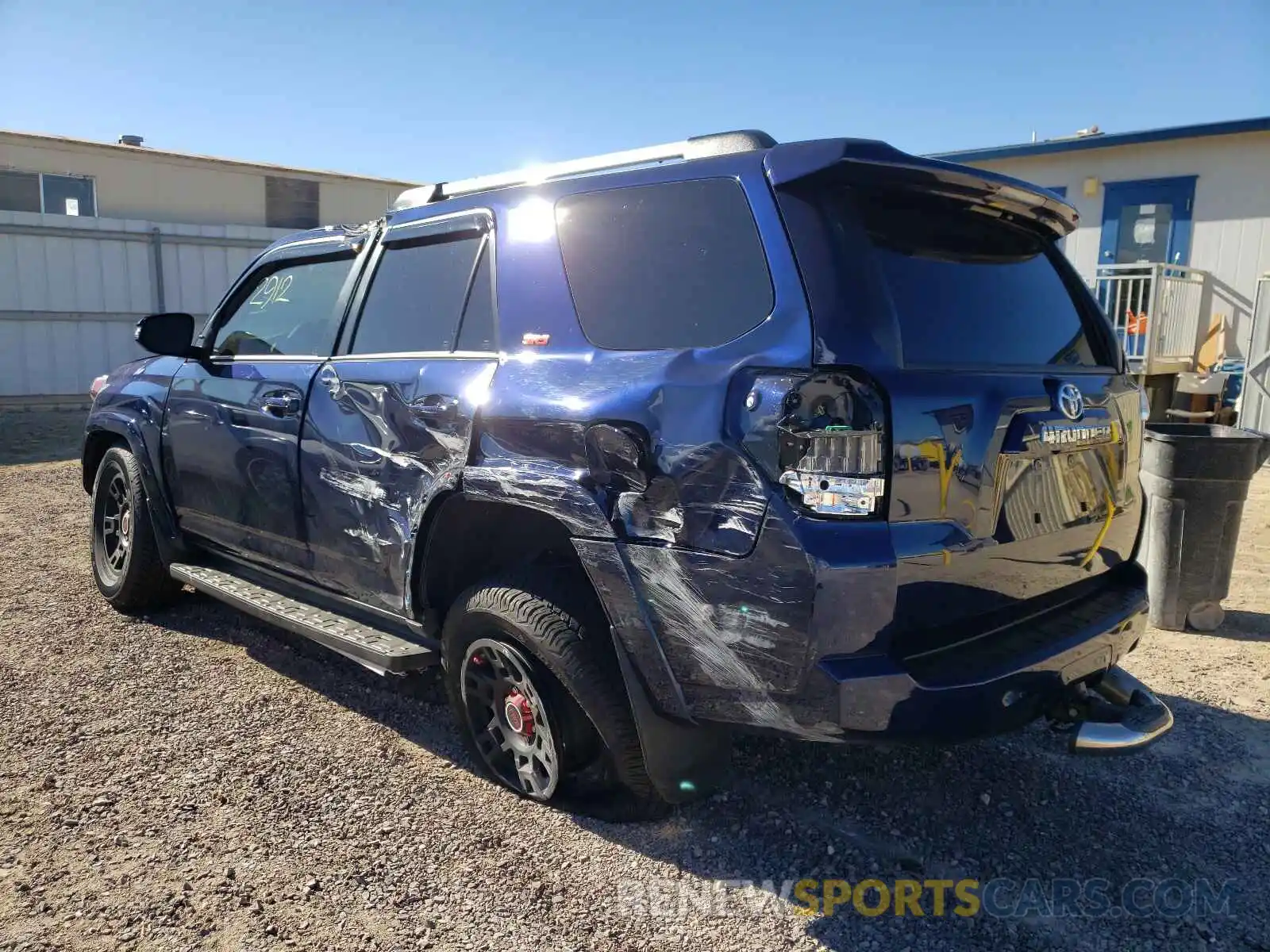 3 Photograph of a damaged car JTEFU5JR6M5237881 TOYOTA 4RUNNER 2021