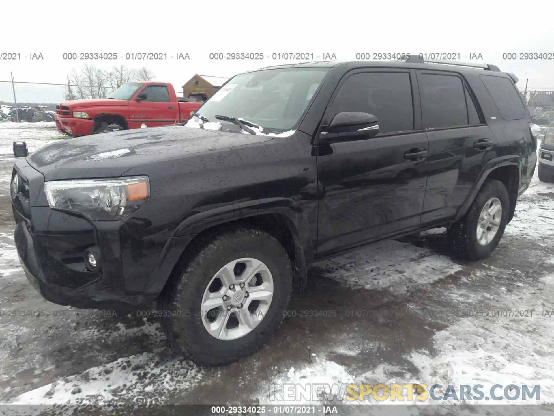 2 Photograph of a damaged car JTEFU5JR7M5231040 TOYOTA 4RUNNER 2021