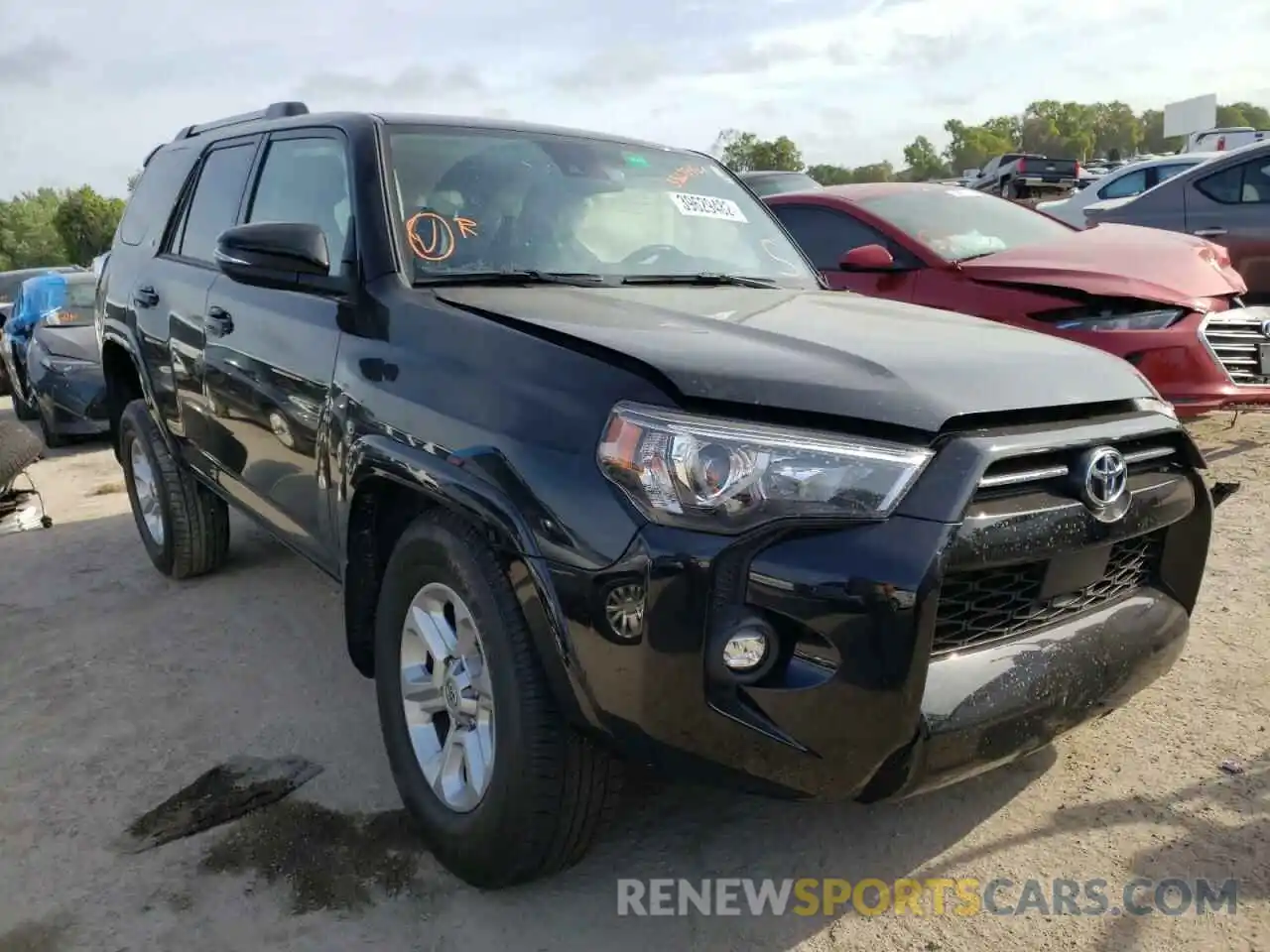 1 Photograph of a damaged car JTEFU5JR8M5232648 TOYOTA 4RUNNER 2021