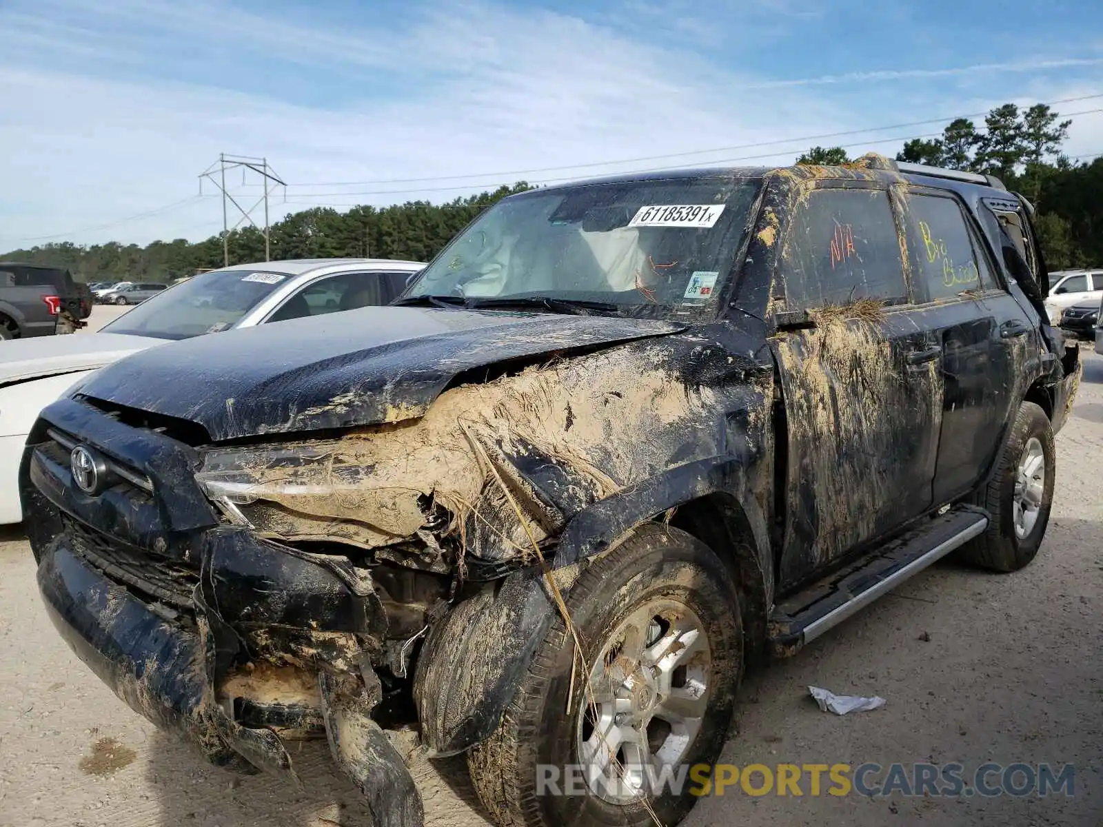 2 Photograph of a damaged car JTEFU5JR8M5242290 TOYOTA 4RUNNER 2021