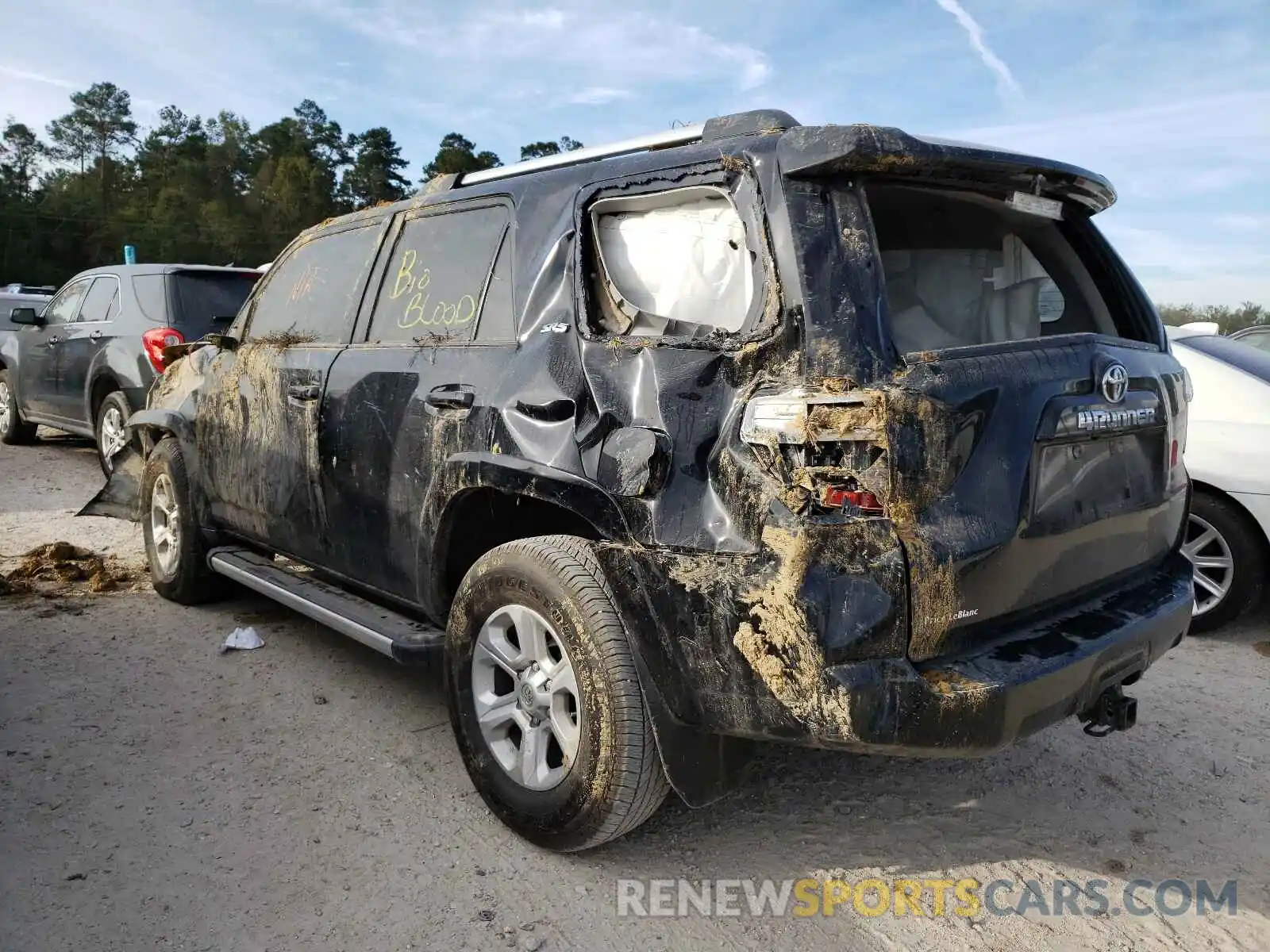 3 Photograph of a damaged car JTEFU5JR8M5242290 TOYOTA 4RUNNER 2021