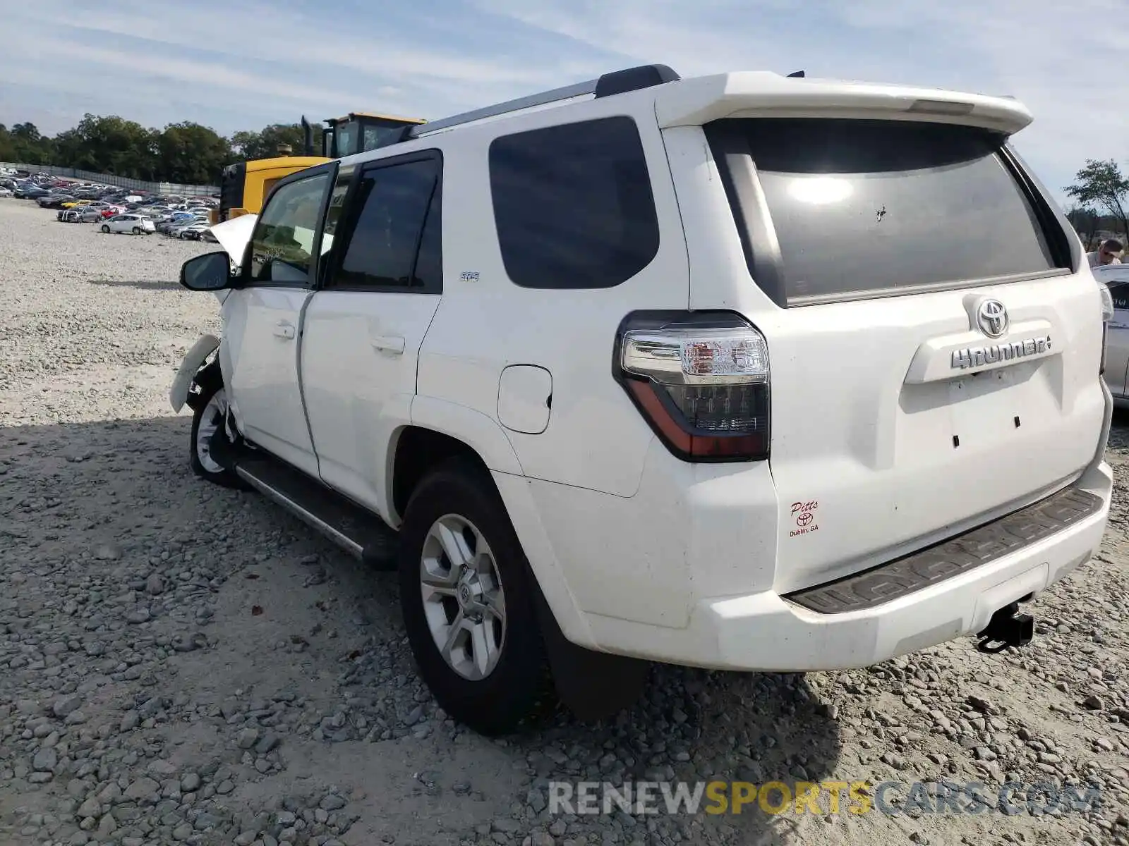 3 Photograph of a damaged car JTEFU5JR9M5235770 TOYOTA 4RUNNER 2021