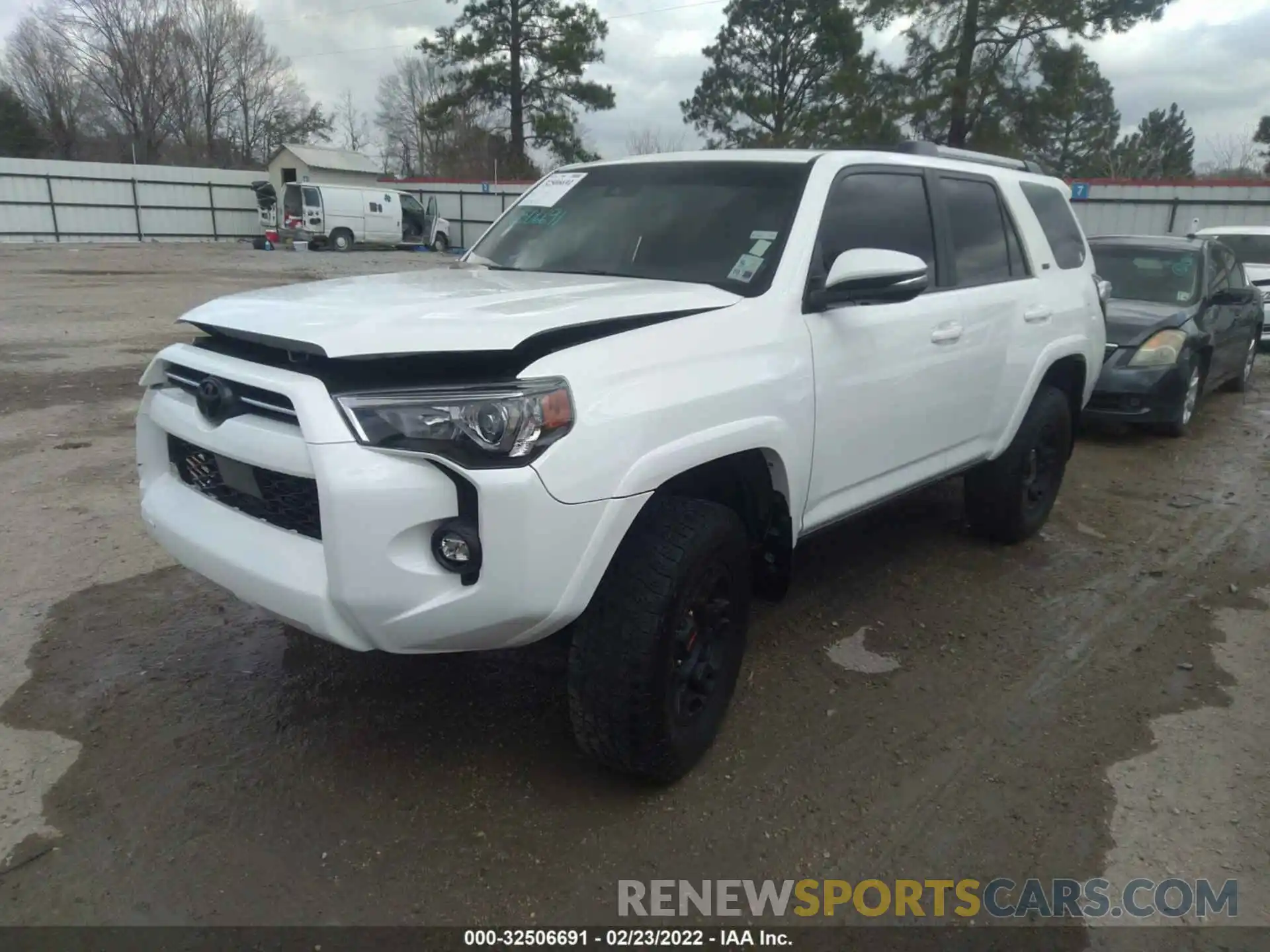 2 Photograph of a damaged car JTEFU5JRXM5235941 TOYOTA 4RUNNER 2021