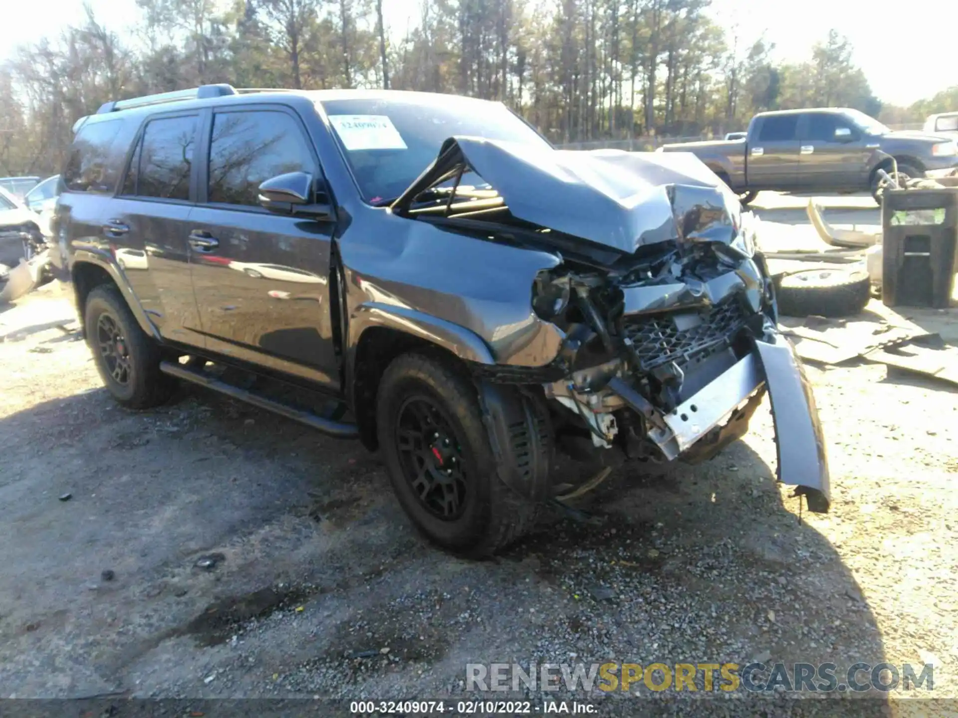 1 Photograph of a damaged car JTEFU5JRXM5240654 TOYOTA 4RUNNER 2021