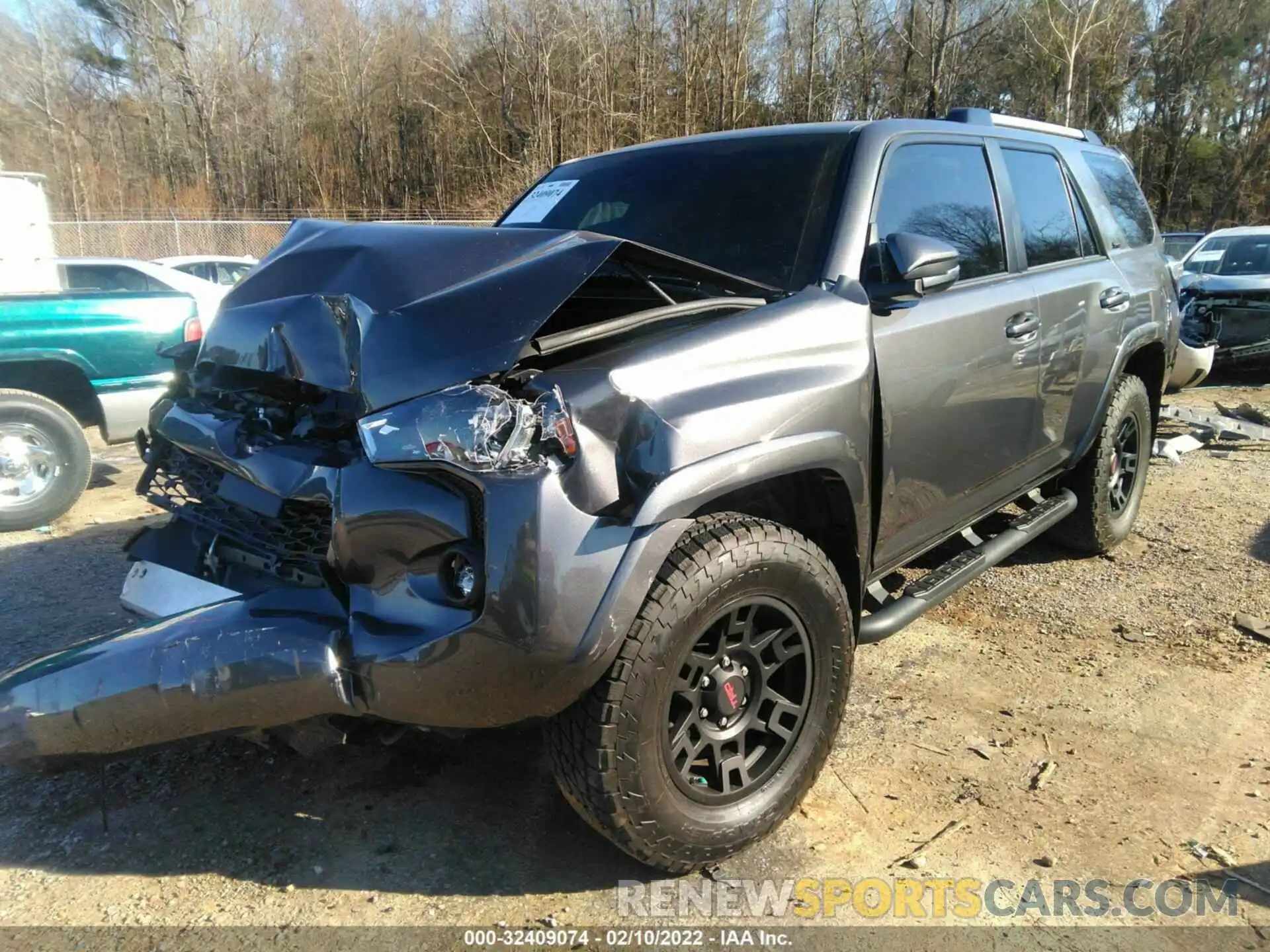 2 Photograph of a damaged car JTEFU5JRXM5240654 TOYOTA 4RUNNER 2021