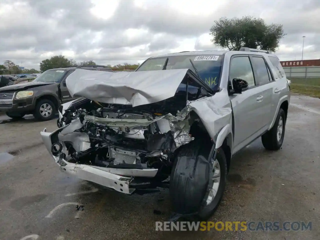 2 Photograph of a damaged car JTEFU5JRXM5250164 TOYOTA 4RUNNER 2021