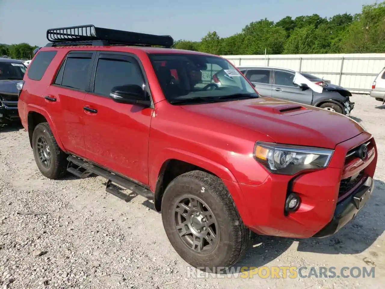 1 Photograph of a damaged car JTEHU5JR0M5840401 TOYOTA 4RUNNER 2021