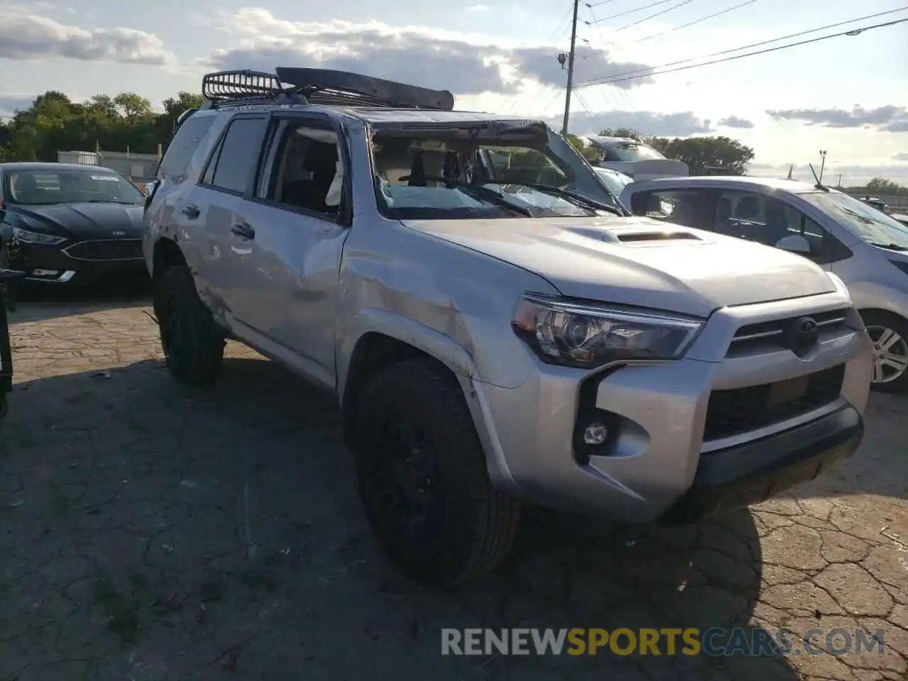 1 Photograph of a damaged car JTEHU5JR0M5872863 TOYOTA 4RUNNER 2021