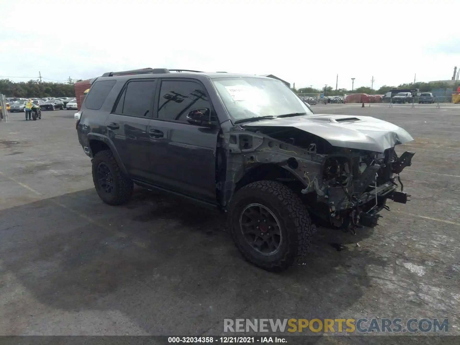 1 Photograph of a damaged car JTEHU5JR0M5901343 TOYOTA 4RUNNER 2021