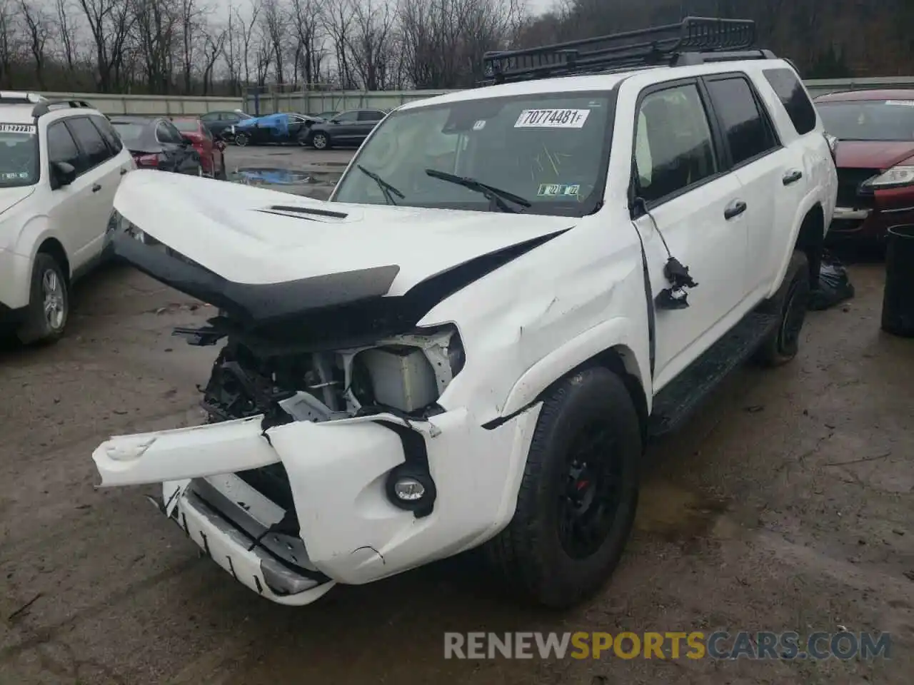 2 Photograph of a damaged car JTEHU5JR1M5898176 TOYOTA 4RUNNER 2021