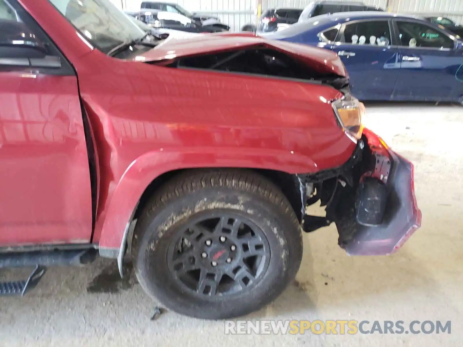 9 Photograph of a damaged car JTEHU5JR1M5905336 TOYOTA 4RUNNER 2021