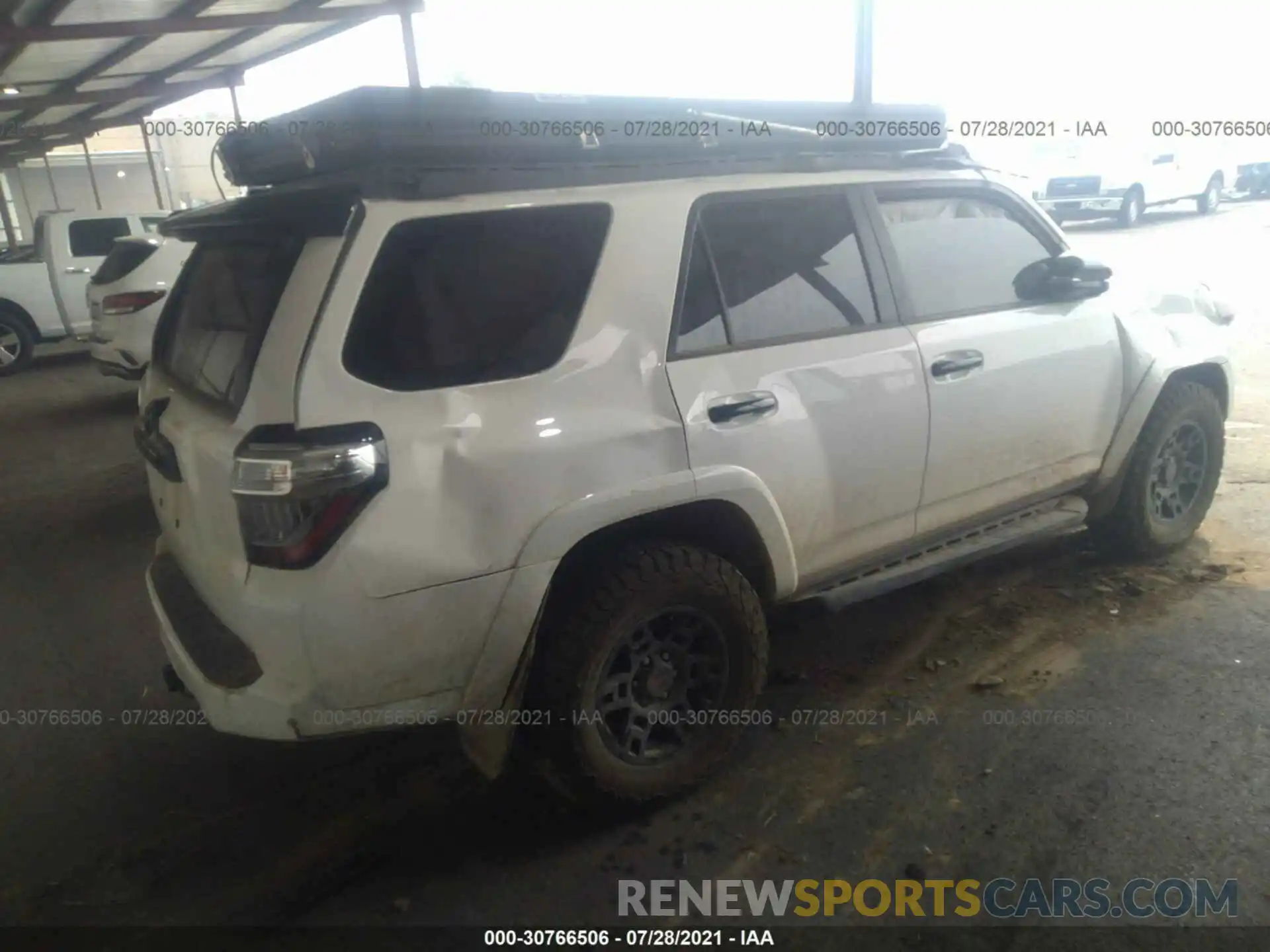 4 Фотография поврежденного автомобиля JTEHU5JR4M5857721 TOYOTA 4RUNNER 2021