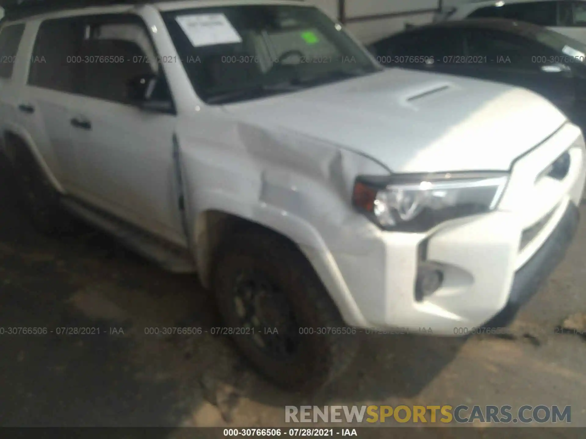 6 Photograph of a damaged car JTEHU5JR4M5857721 TOYOTA 4RUNNER 2021