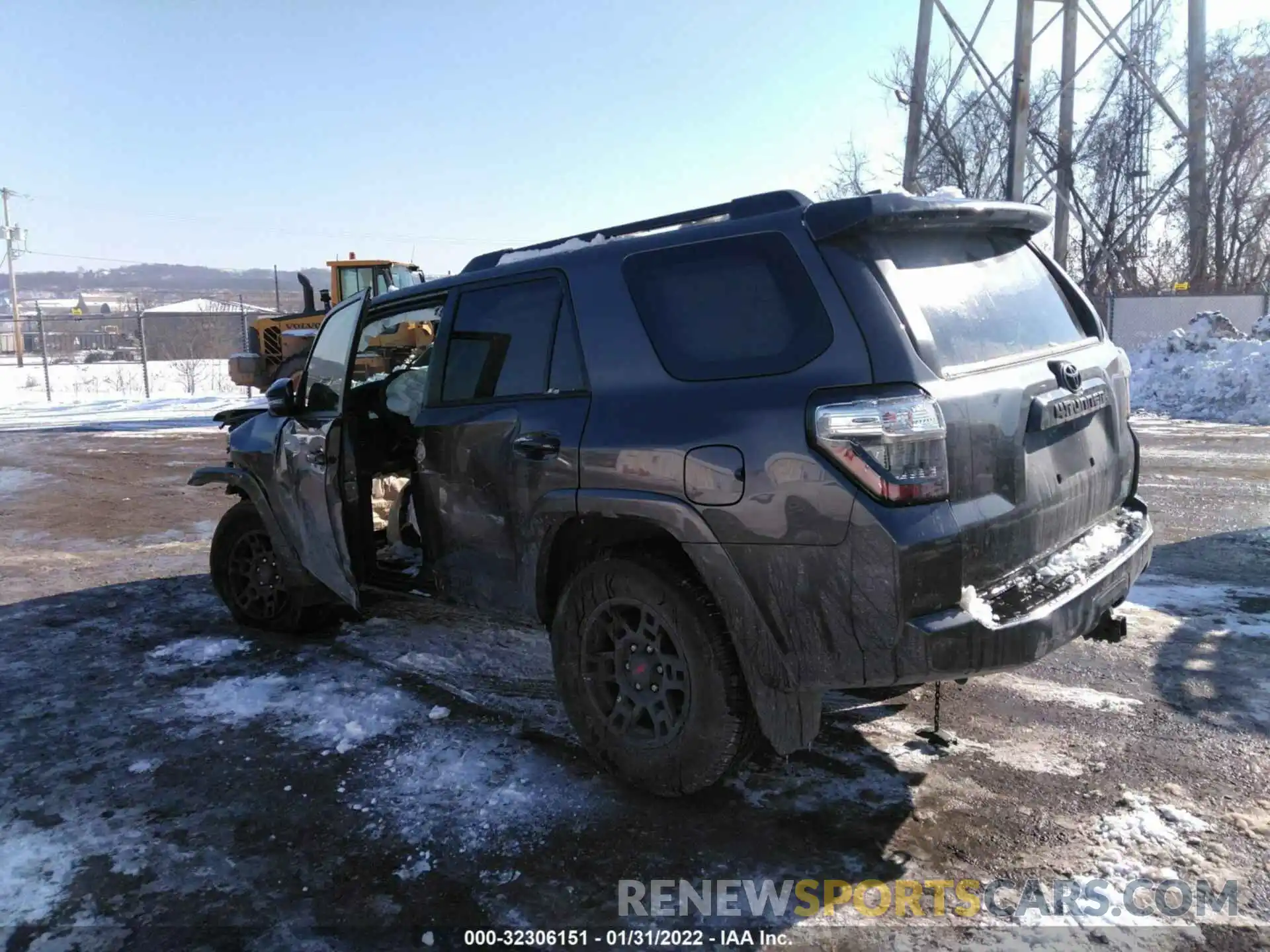 3 Photograph of a damaged car JTEHU5JR4M5956538 TOYOTA 4RUNNER 2021