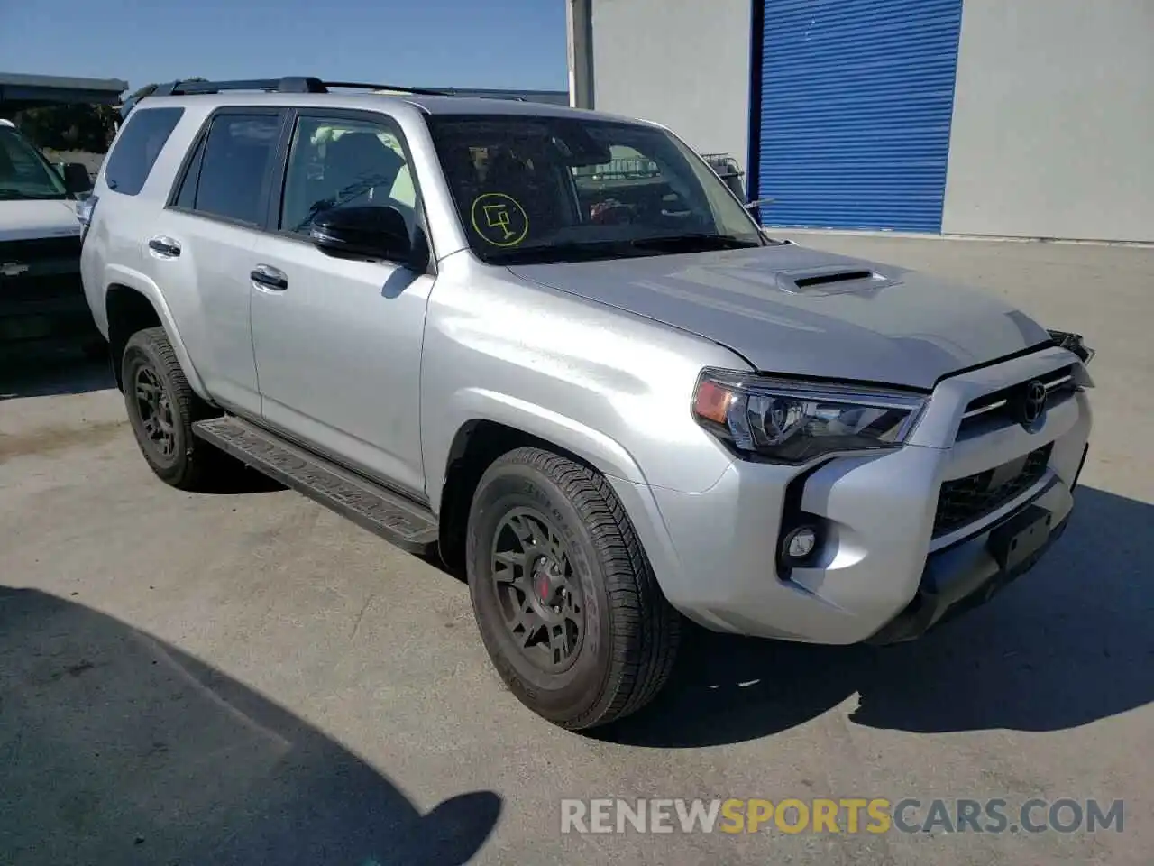 1 Photograph of a damaged car JTEHU5JR5M5944270 TOYOTA 4RUNNER 2021