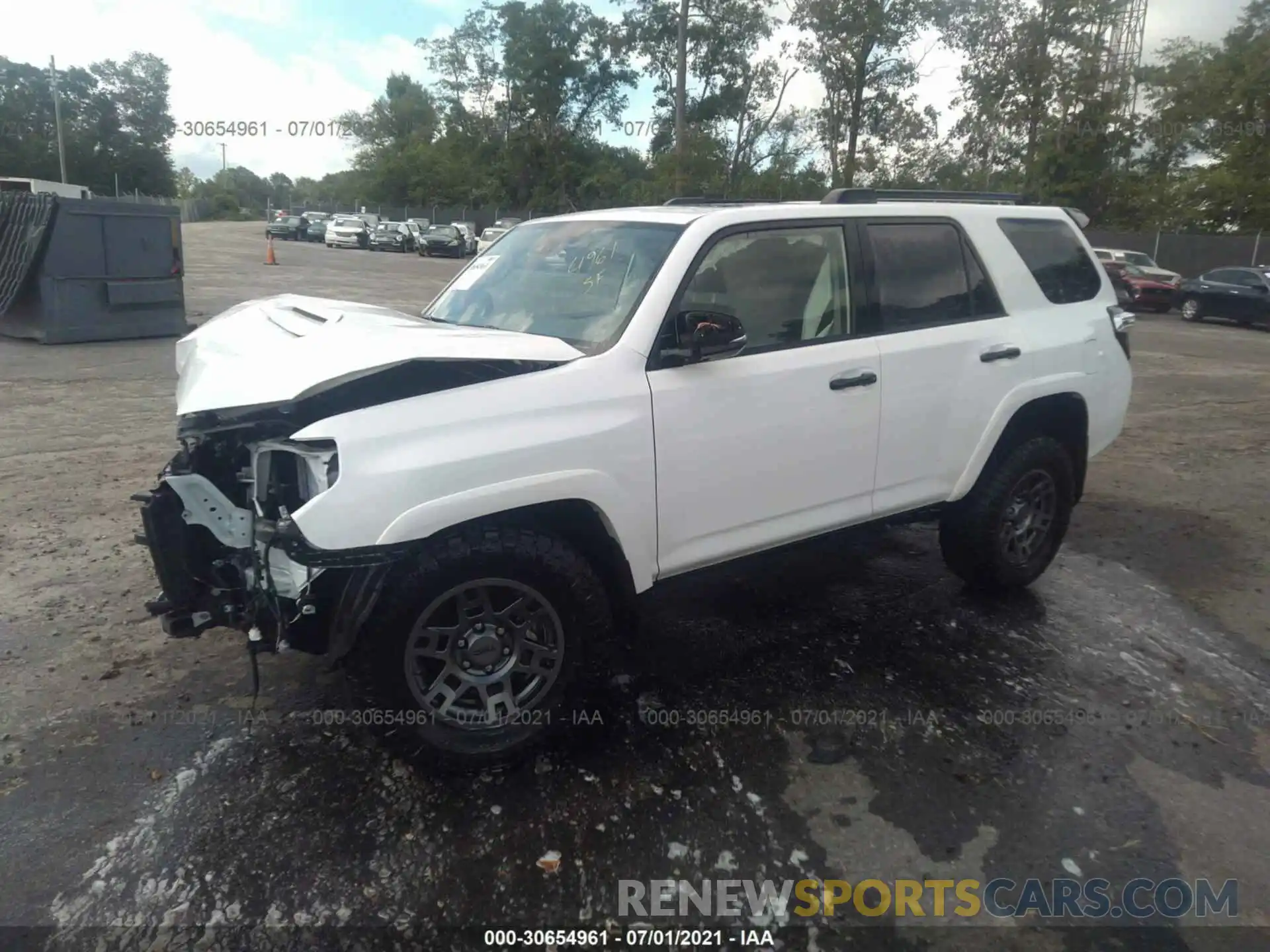 2 Photograph of a damaged car JTEHU5JR7M5839326 TOYOTA 4RUNNER 2021