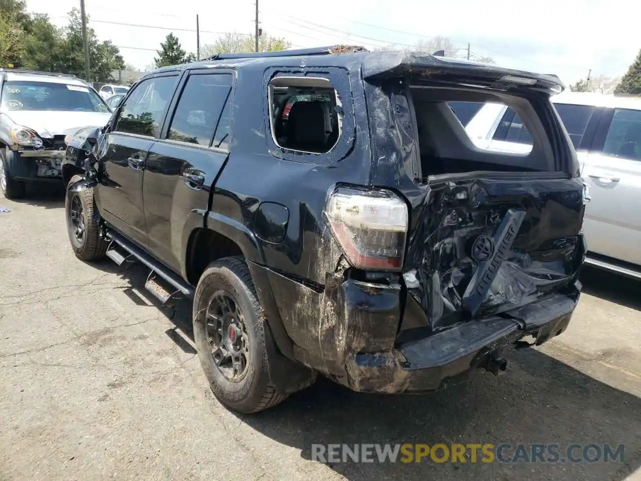 3 Photograph of a damaged car JTEHU5JR9M5871887 TOYOTA 4RUNNER 2021