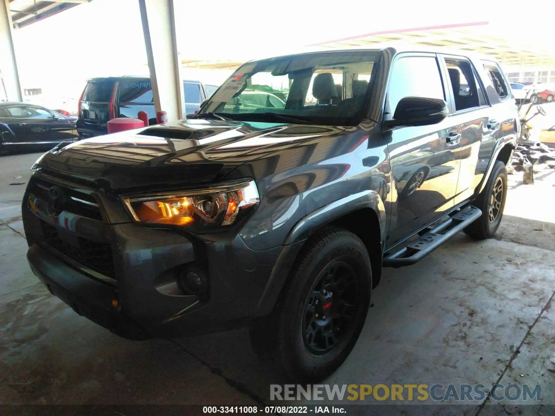 2 Photograph of a damaged car JTEHU5JR9M5889600 TOYOTA 4RUNNER 2021