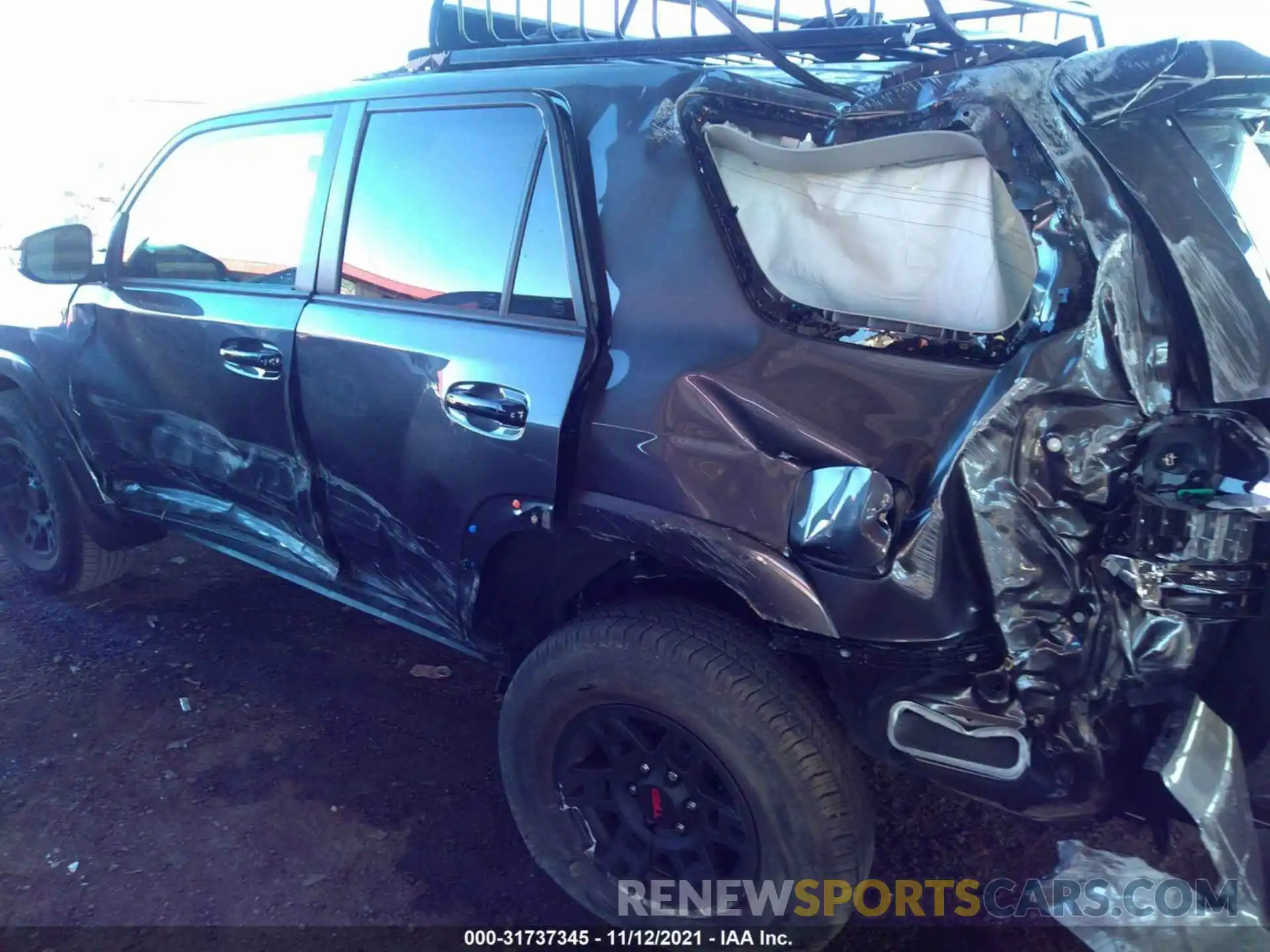 6 Photograph of a damaged car JTEHU5JR9M5911367 TOYOTA 4RUNNER 2021