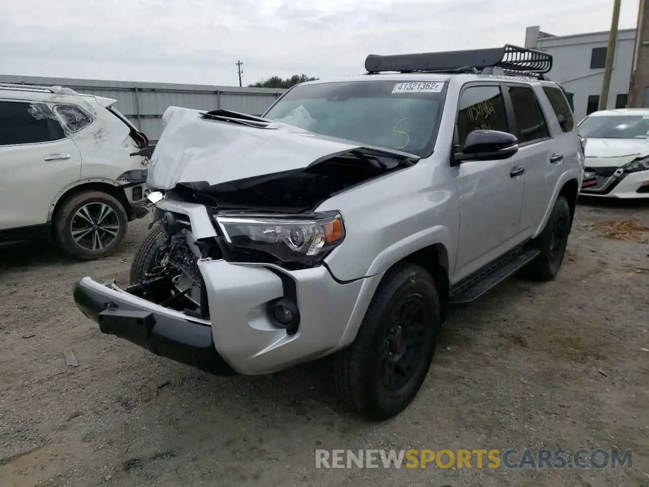 2 Photograph of a damaged car JTEHU5JR9M5939184 TOYOTA 4RUNNER 2021