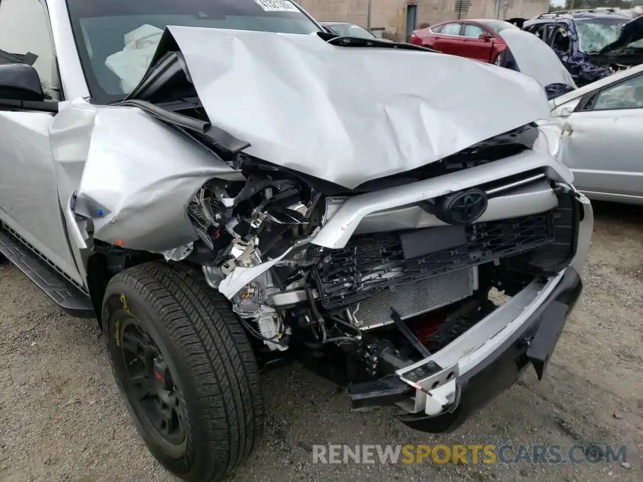 9 Photograph of a damaged car JTEHU5JR9M5939184 TOYOTA 4RUNNER 2021