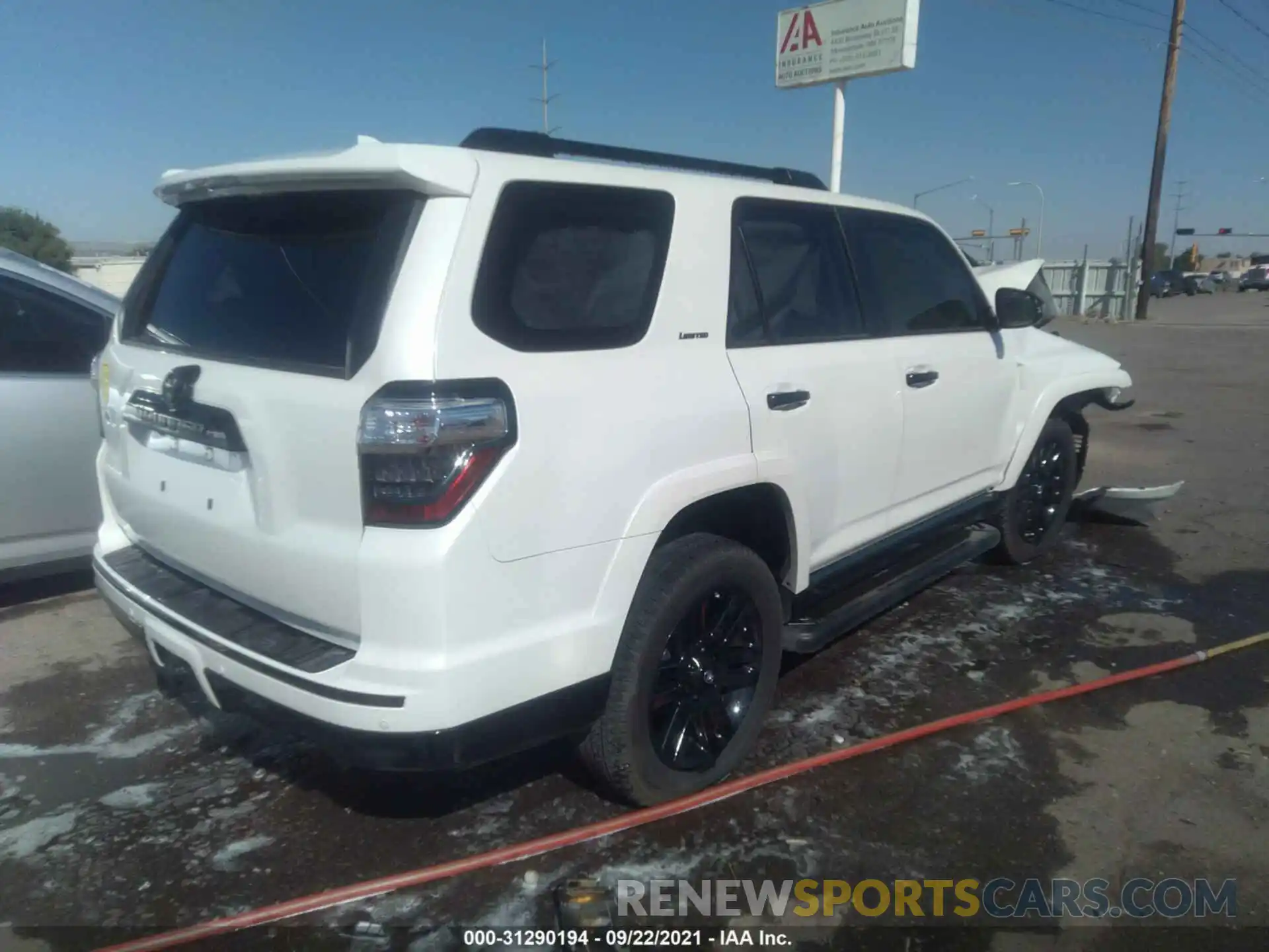 4 Photograph of a damaged car JTEJU5JR0M5887042 TOYOTA 4RUNNER 2021