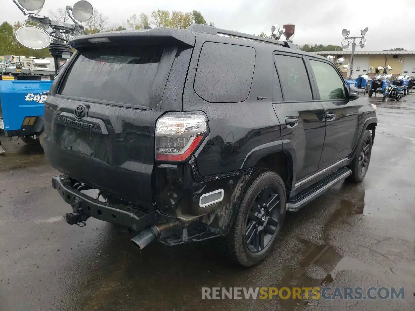 4 Photograph of a damaged car JTEJU5JR1M5922686 TOYOTA 4RUNNER 2021