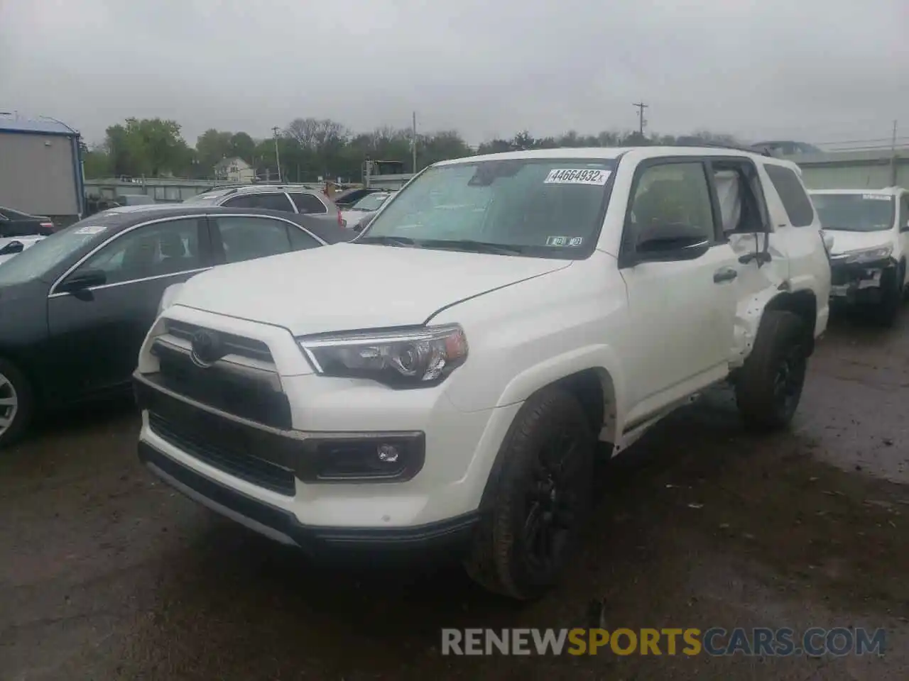 2 Photograph of a damaged car JTEJU5JR2M5874762 TOYOTA 4RUNNER 2021