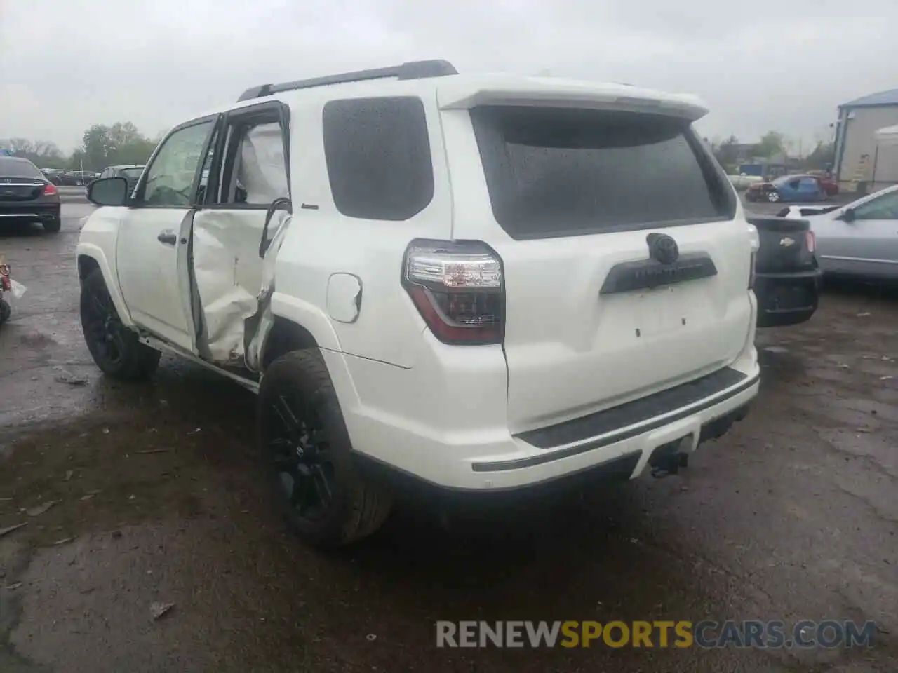 3 Photograph of a damaged car JTEJU5JR2M5874762 TOYOTA 4RUNNER 2021