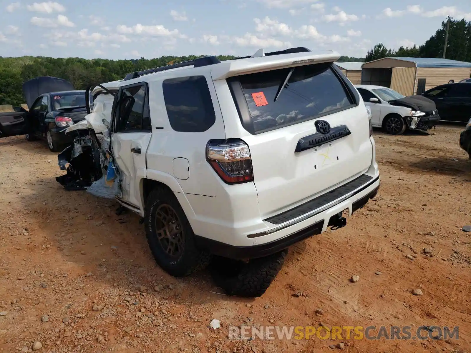 3 Photograph of a damaged car JTEJU5JR2M5892128 TOYOTA 4RUNNER 2021